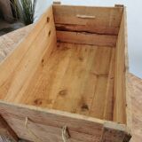 Vintage wooden box Chocolat Poulain