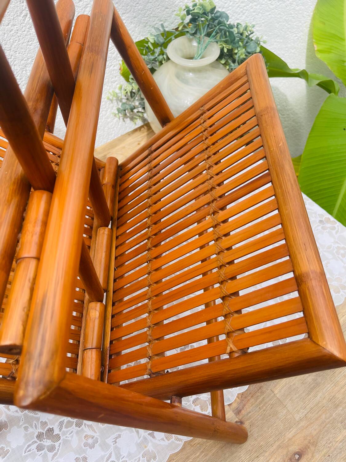 Foldable Bamboo Magazine Rack