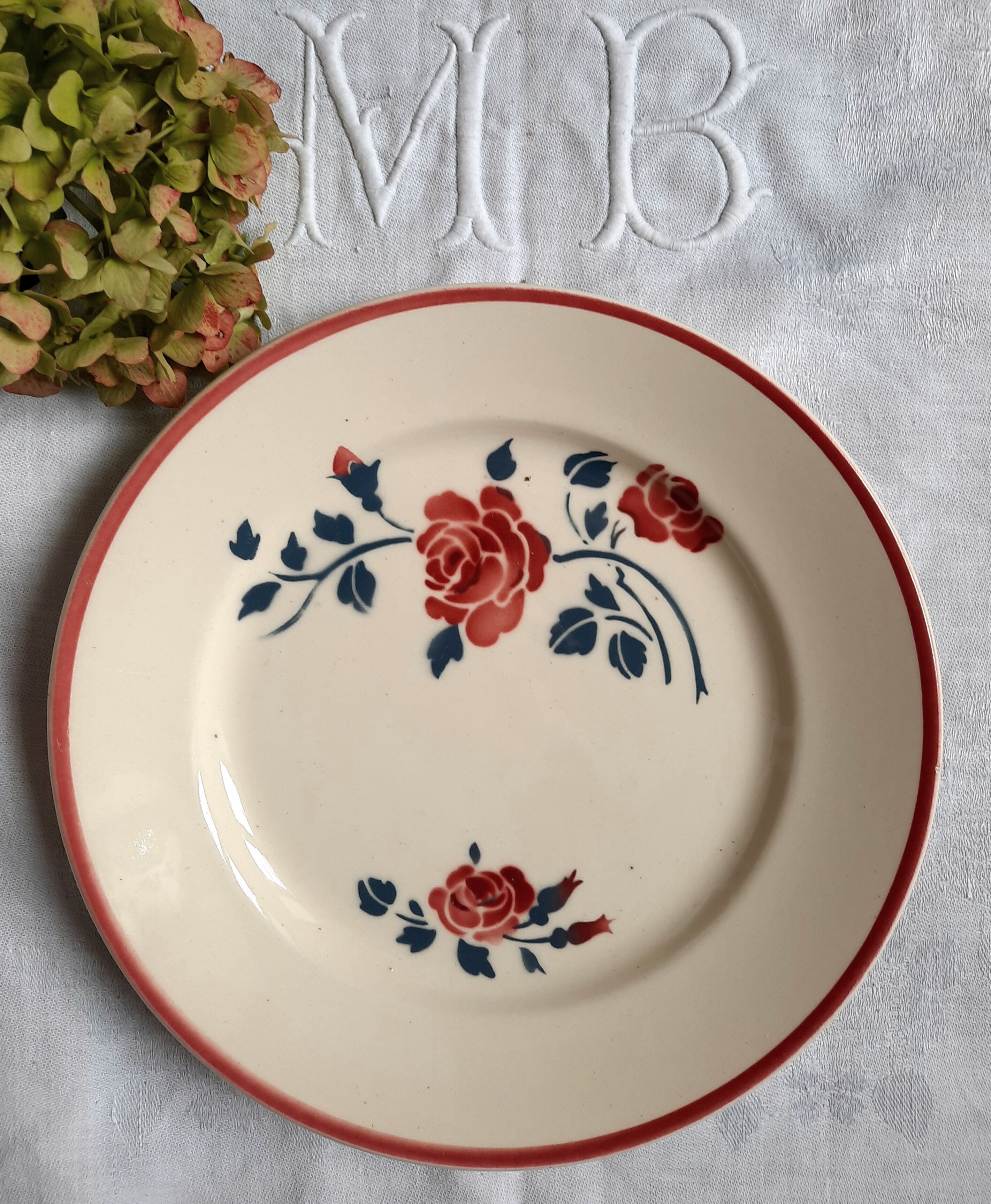 6 old flat plates mismatched in earthenware