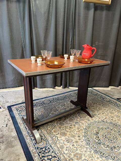Small vintage bistro table – antique coffee table