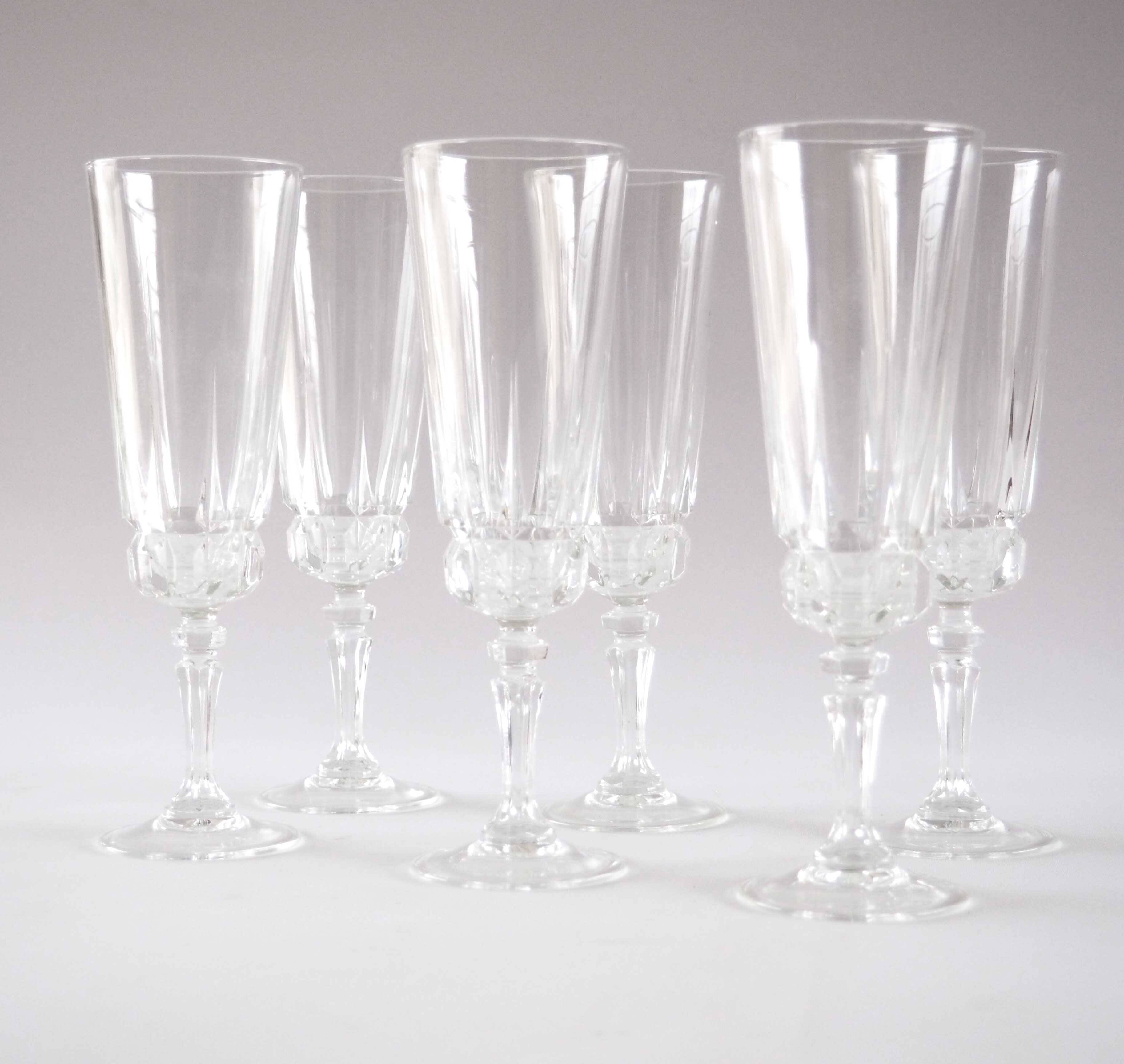 6 champagne flutes