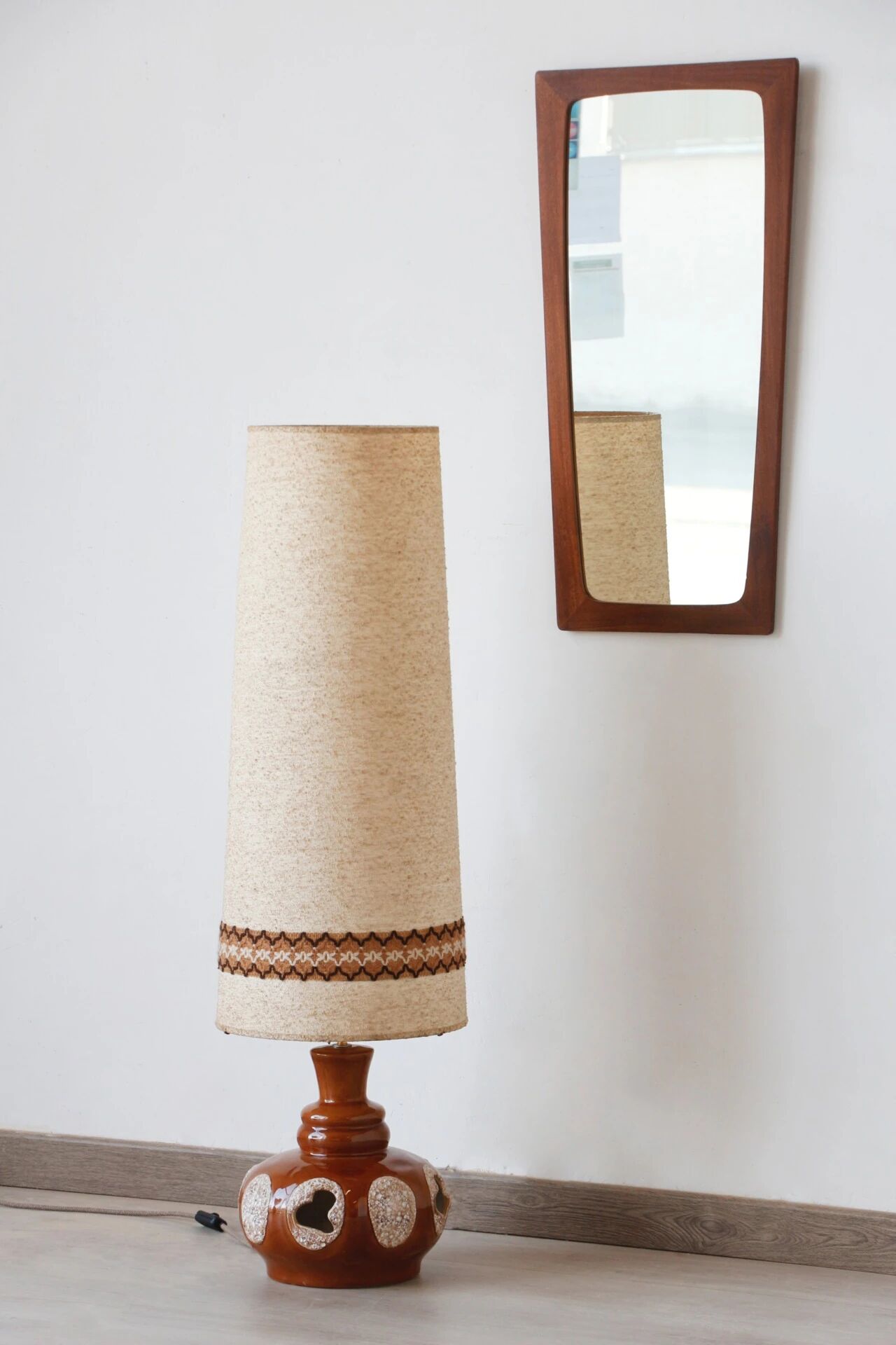 Vintage 70s ceramic lamp – retro light fixture