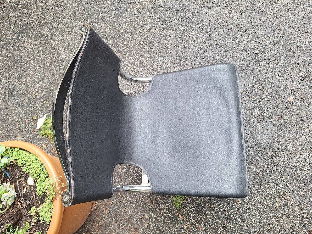 Model 920 Chairs in Chrome and Black Leather by Carlo Bartoli for T70, 1970s, Set of 6