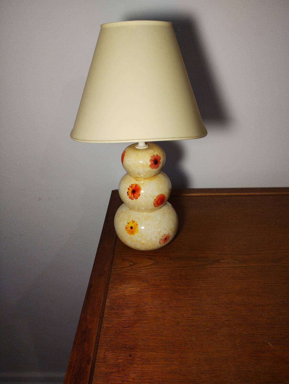 Floral lamp