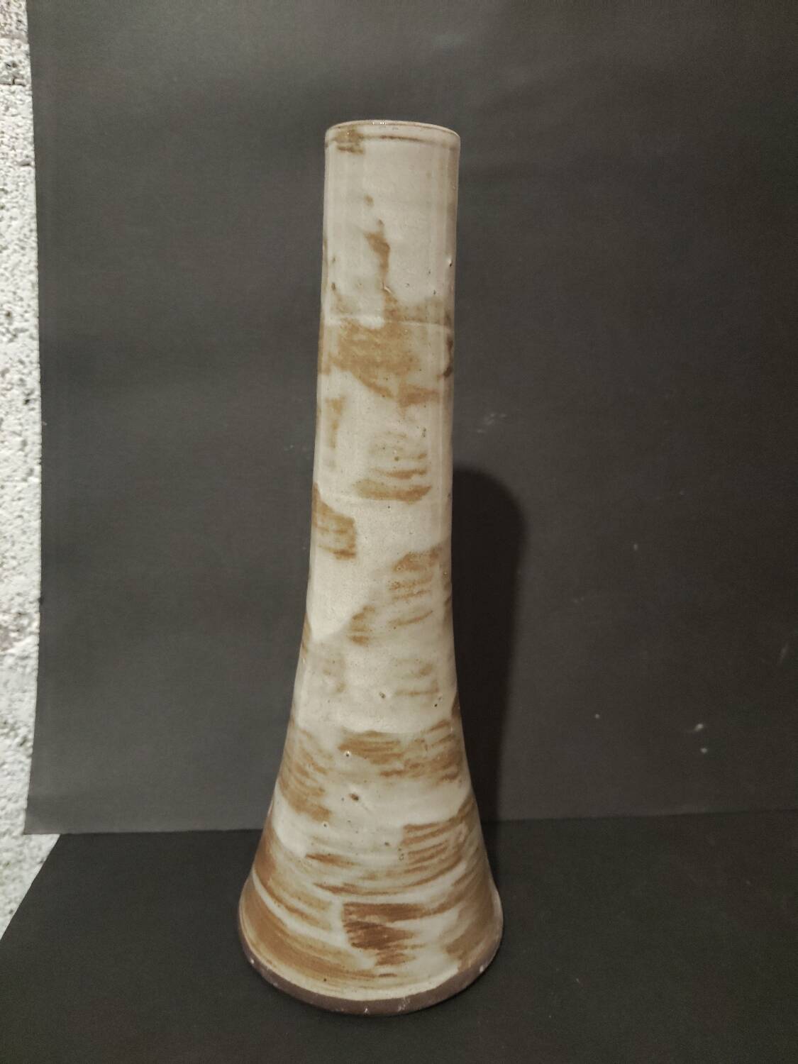 Natural-toned ceramic soliflore vase – 22 cm