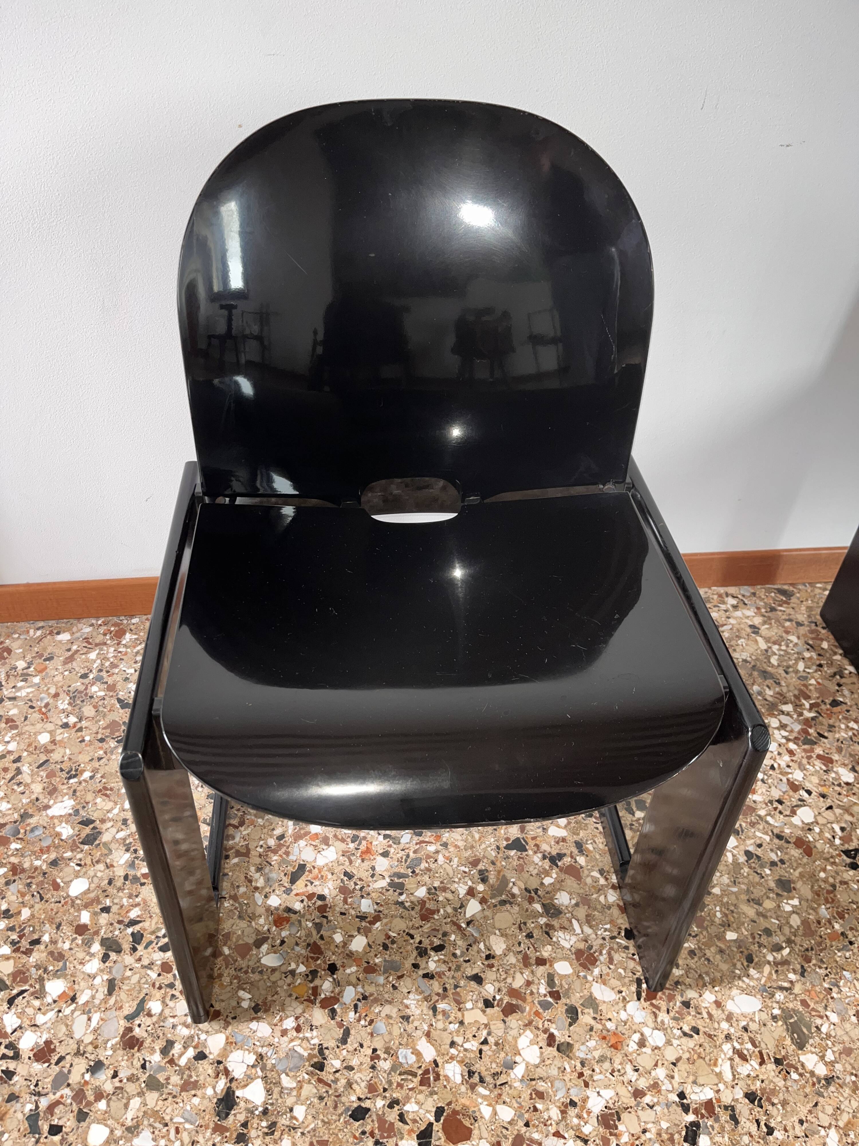 Chaises Dialogo d'Afra et Tobia Scarpa pour B&B Italia