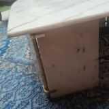 White Carrara marble coffee table with gray veins in the shape of an eye circa 1970