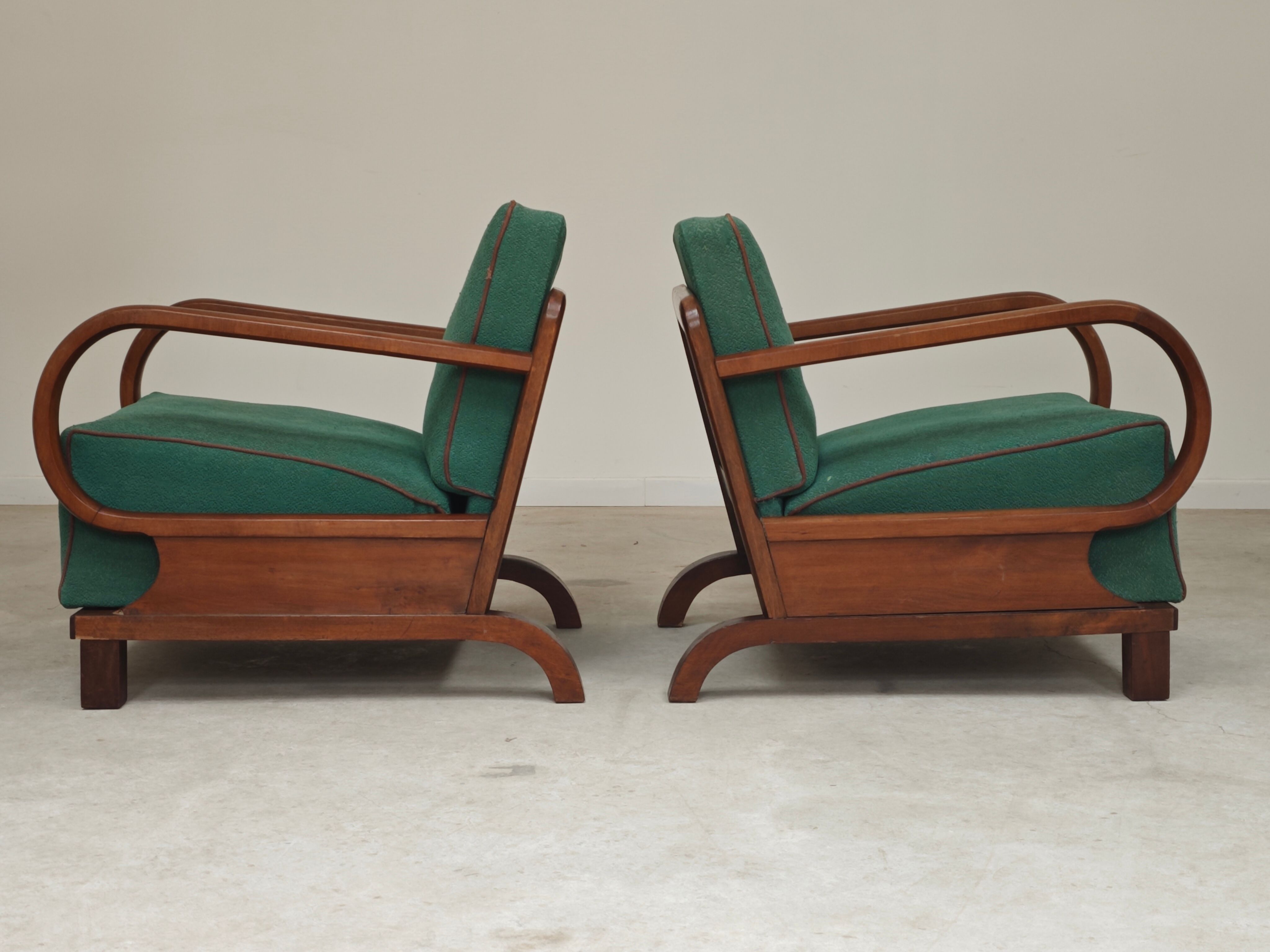 Paire de fauteuils Art déco vert par Jindrich Halabala, Prague 1930
