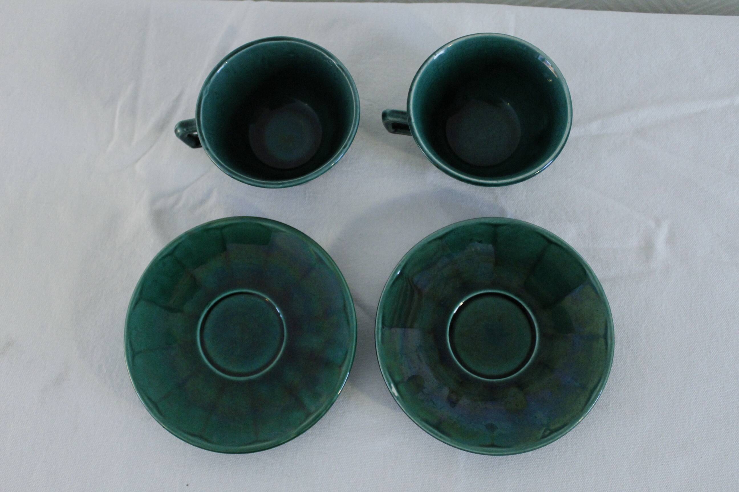 Set of 2 vintage green cups + saucers