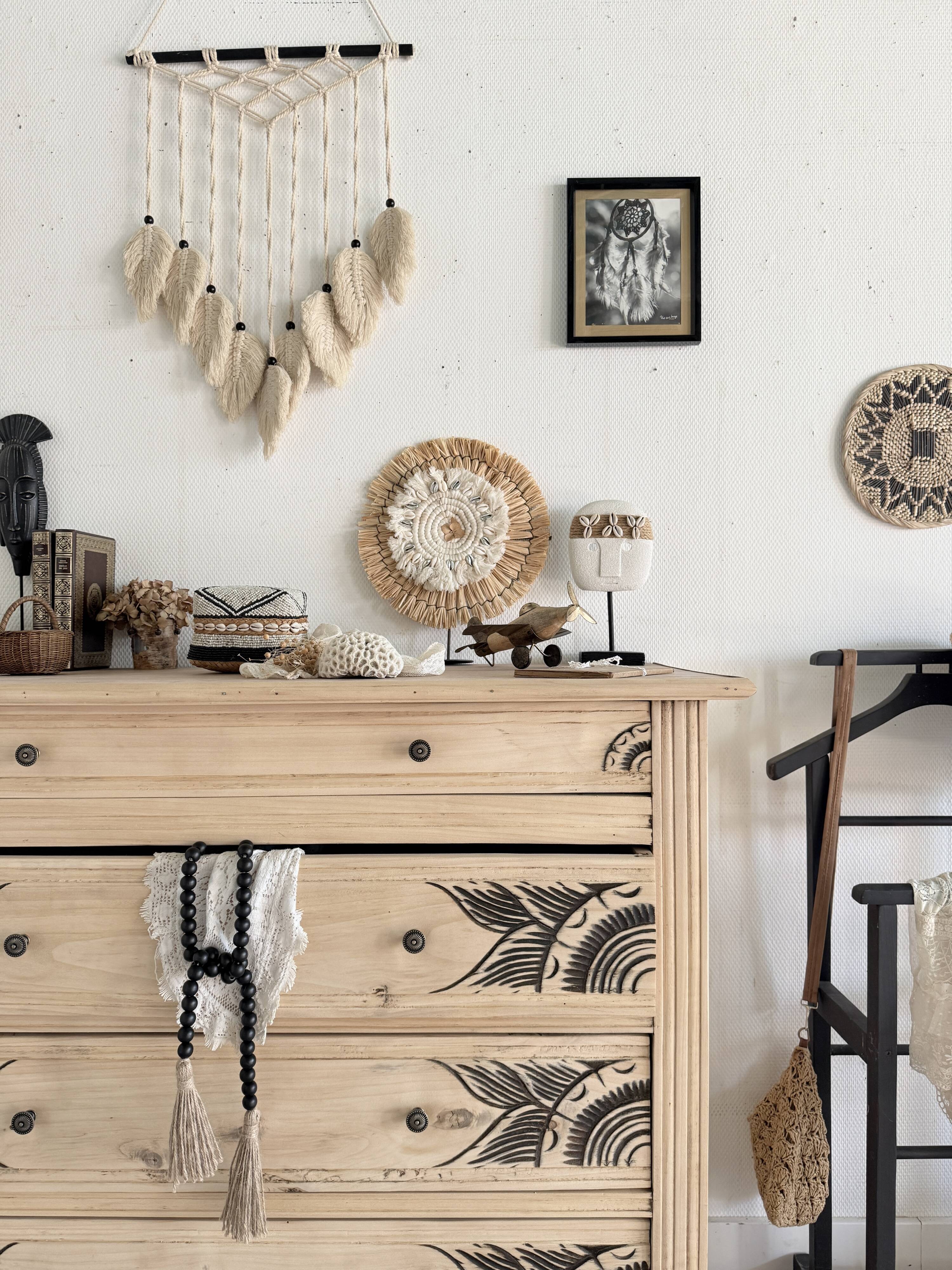 Art Deco chest of drawers