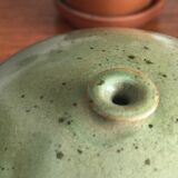Green enamelled pot