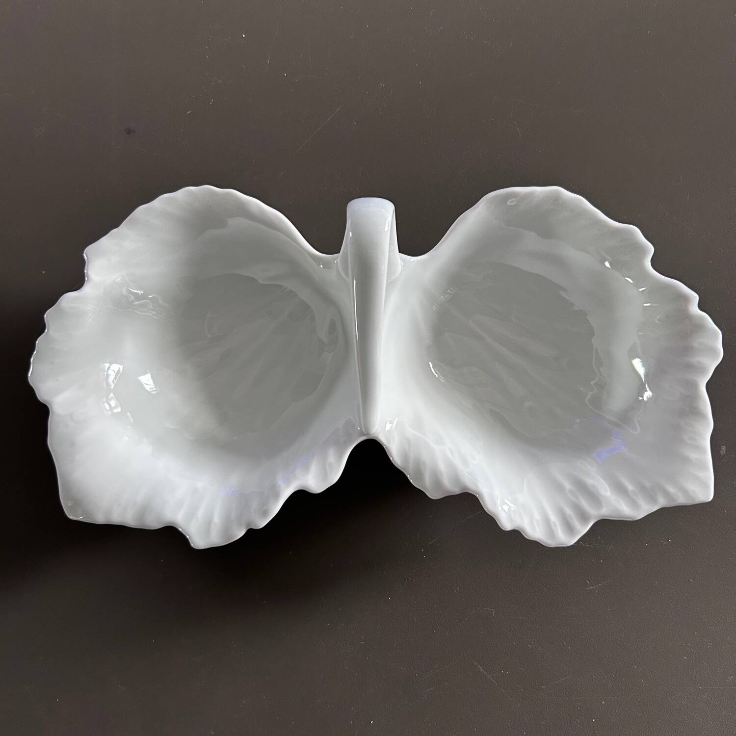 Classic porcelain serving tray