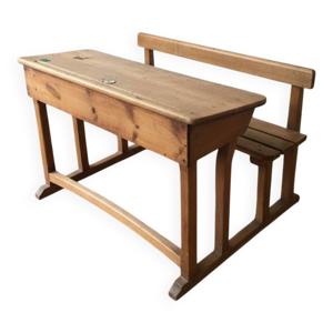 Bureau d'écolier en