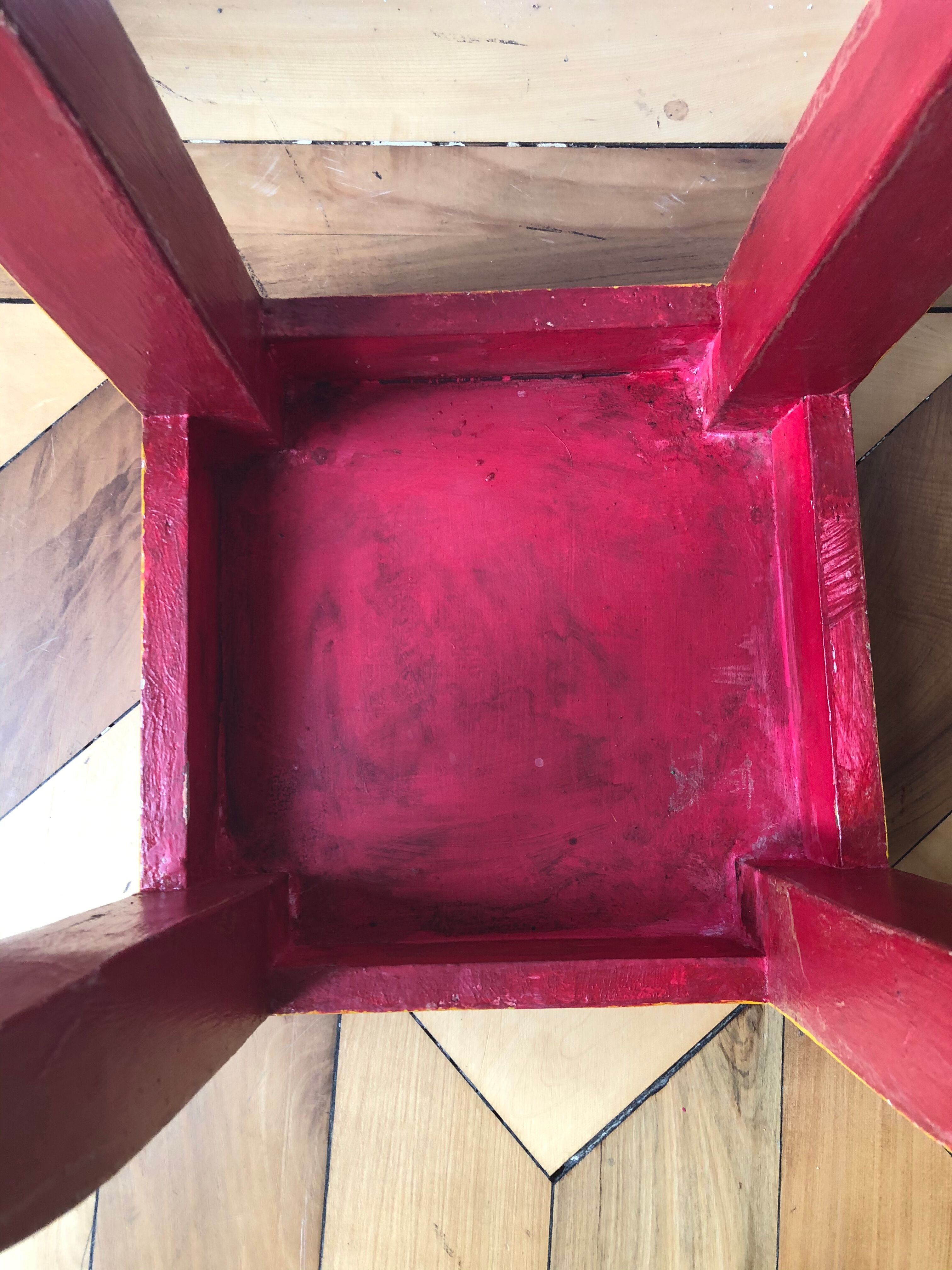 Old boo coffee table wood and hand painting