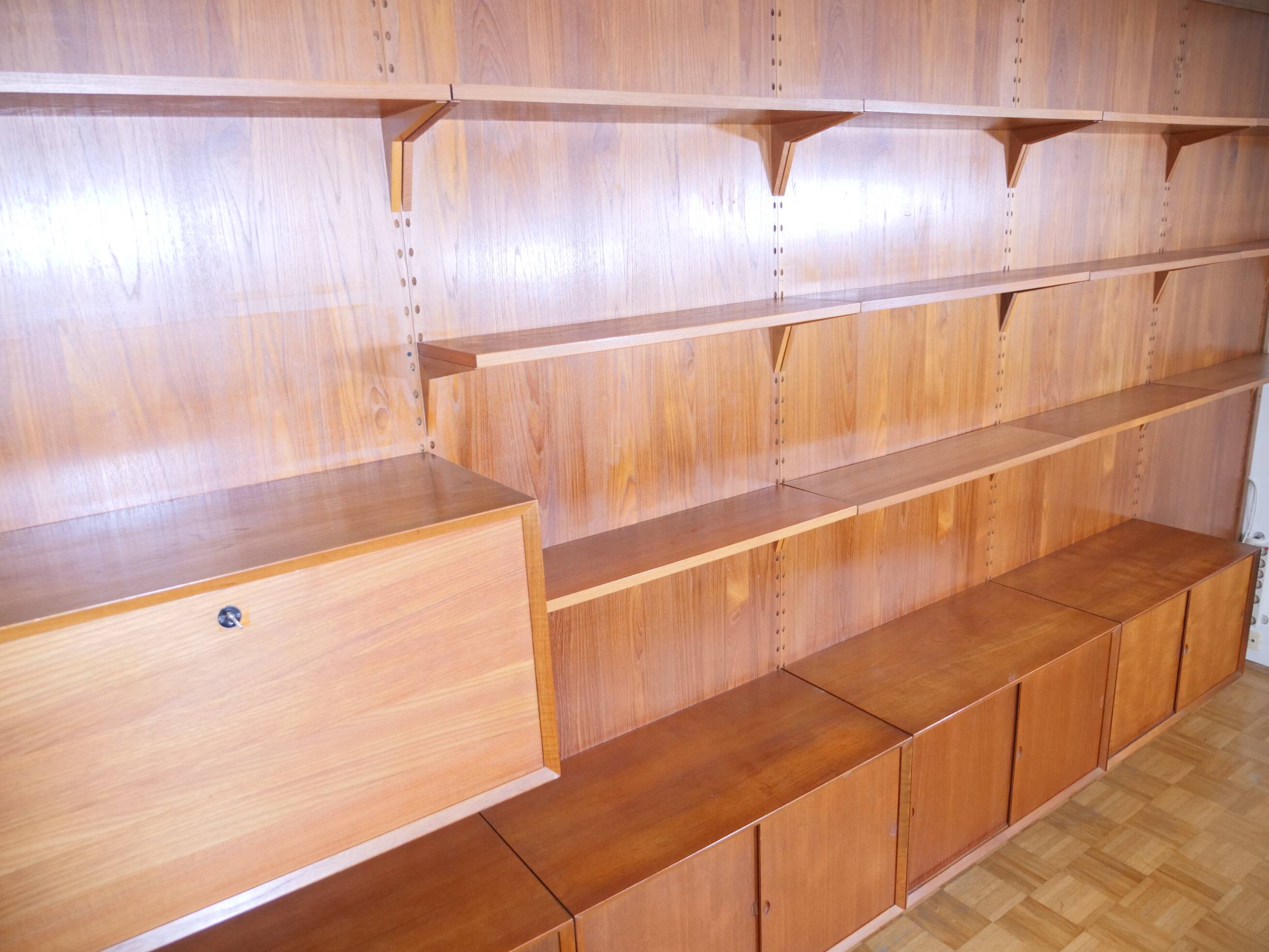 Modular teak shelving system by Poul Cadovius for Cado, 23 Set, 1960s