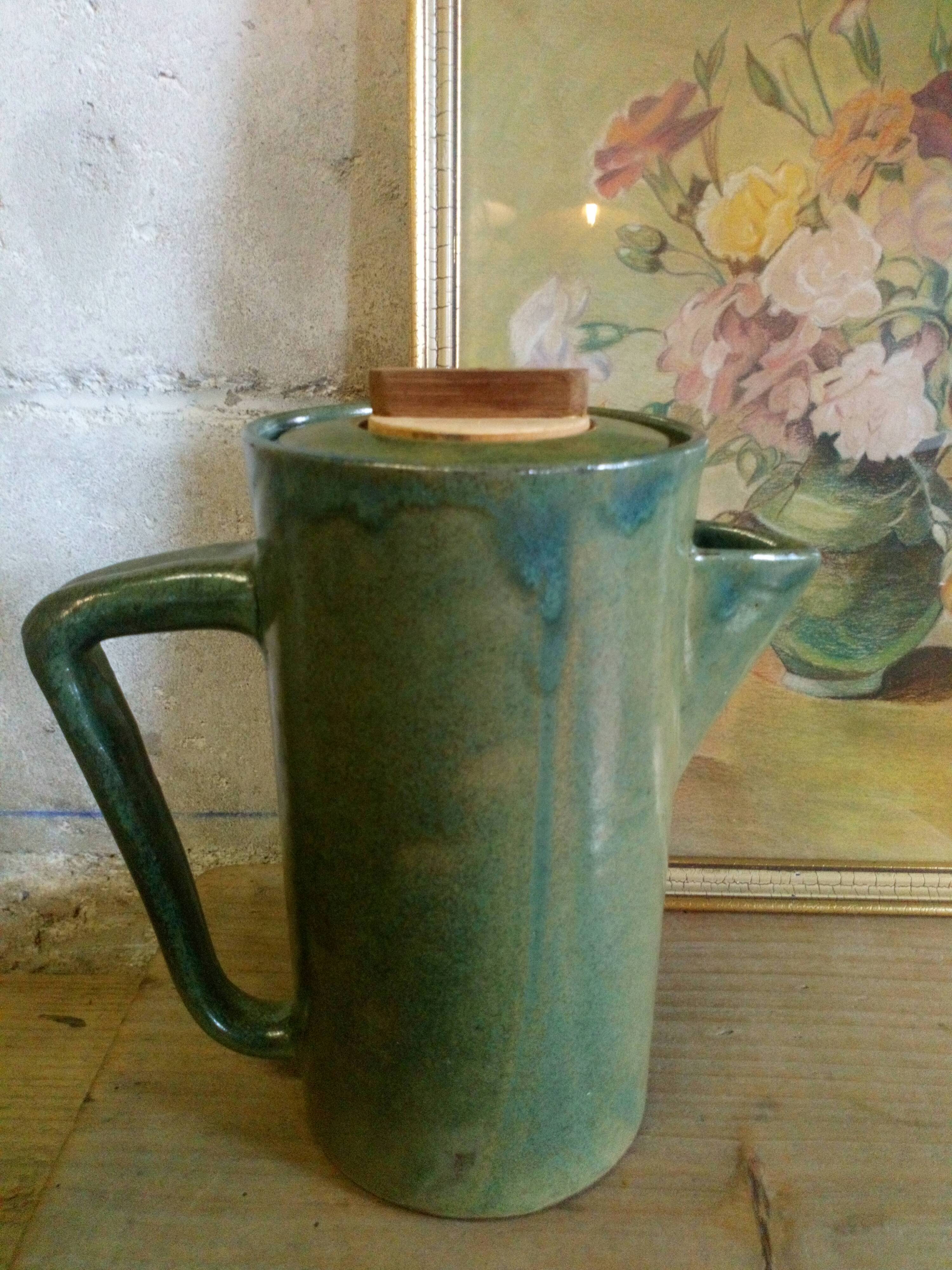 Green emailed sandstone teapot