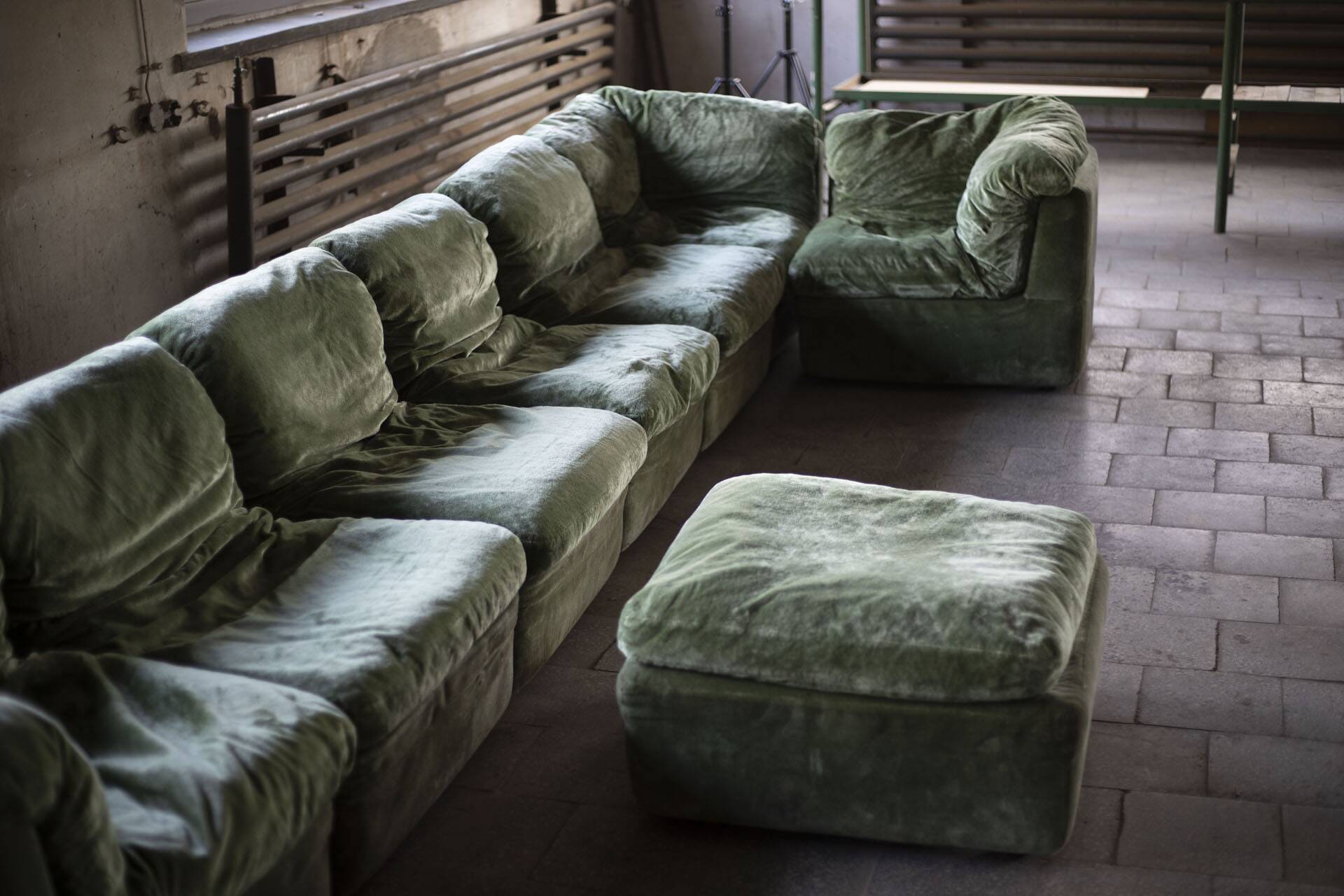 8-piece modular sofa in green velvet, Germany, 1970s