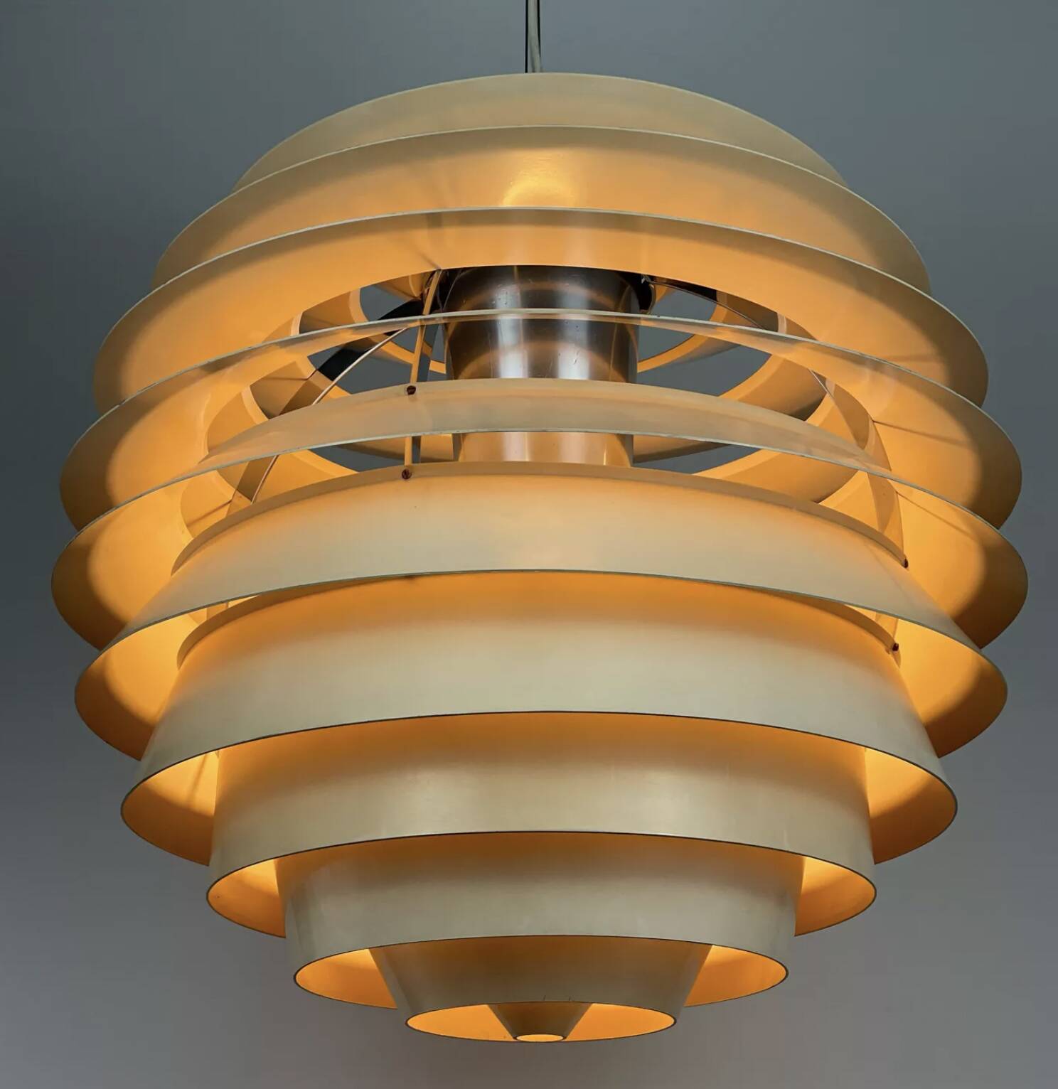 Louvre lamp, Poul Henningsen