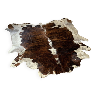 Cowhide rug 2m25