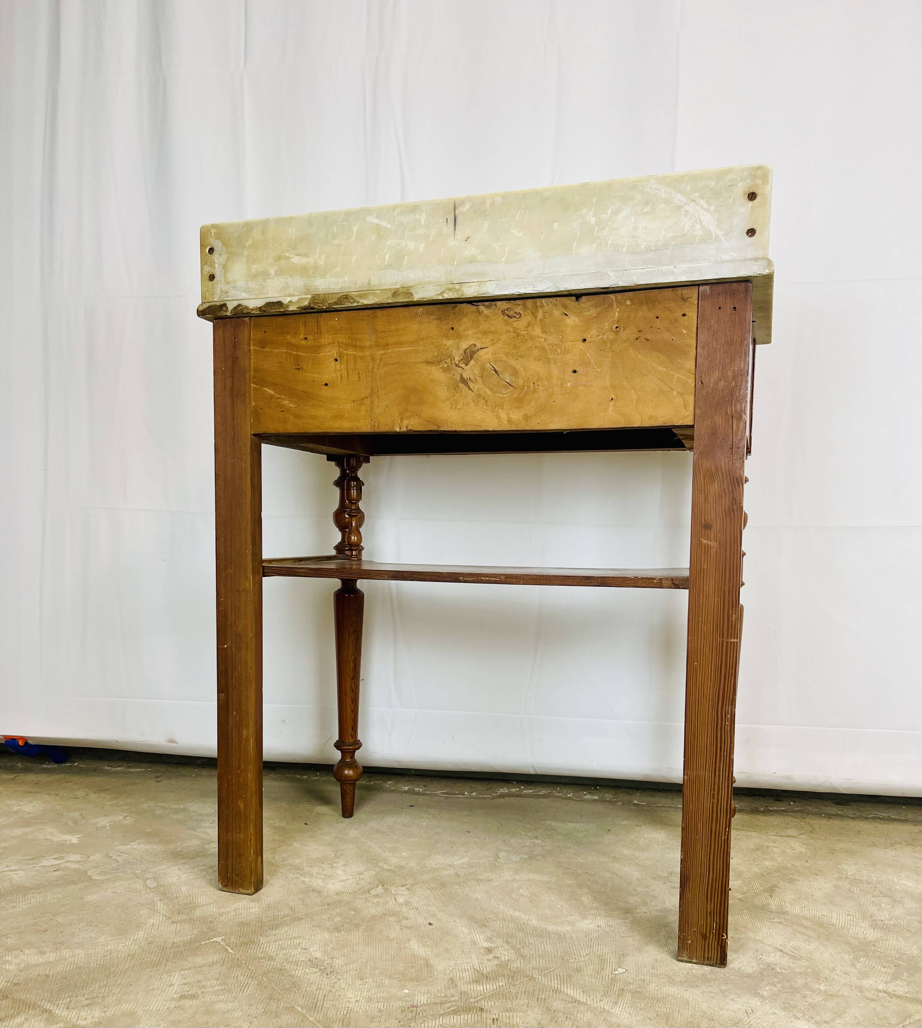 Table de toilette