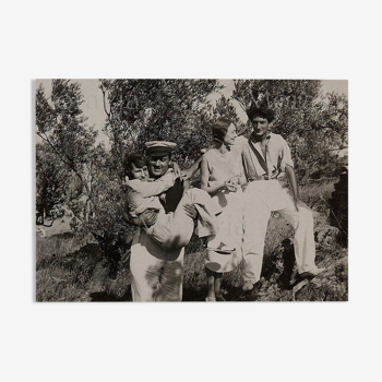 Photographie "René Char, Salvador Dali, Nush et Gala à Cadaquès", 1935   /   N&B   /  13 x 18 cm