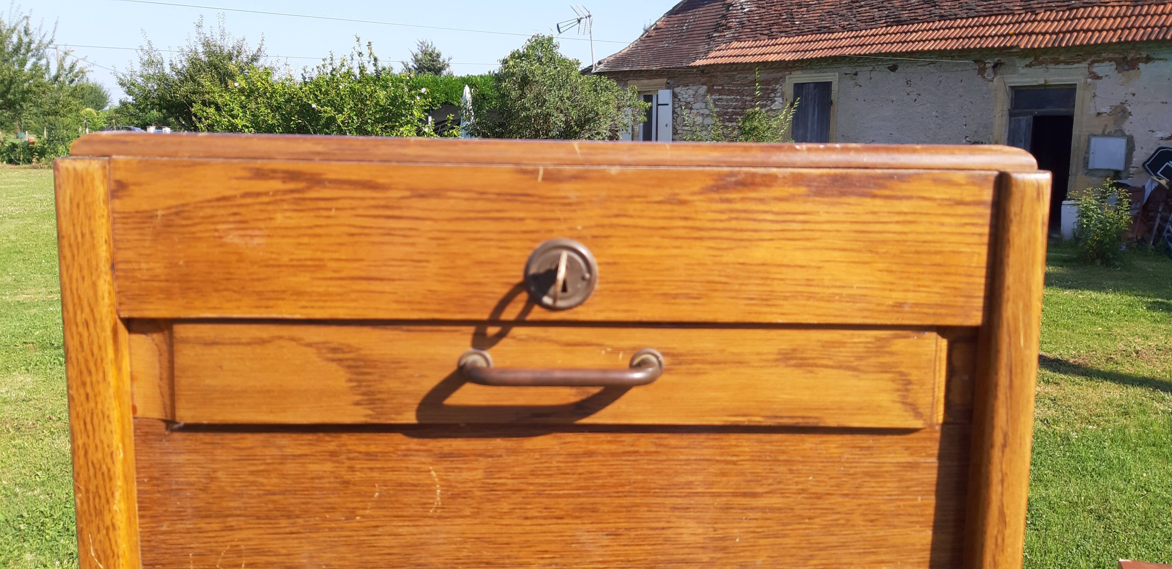 2 furniture has wooden curtains