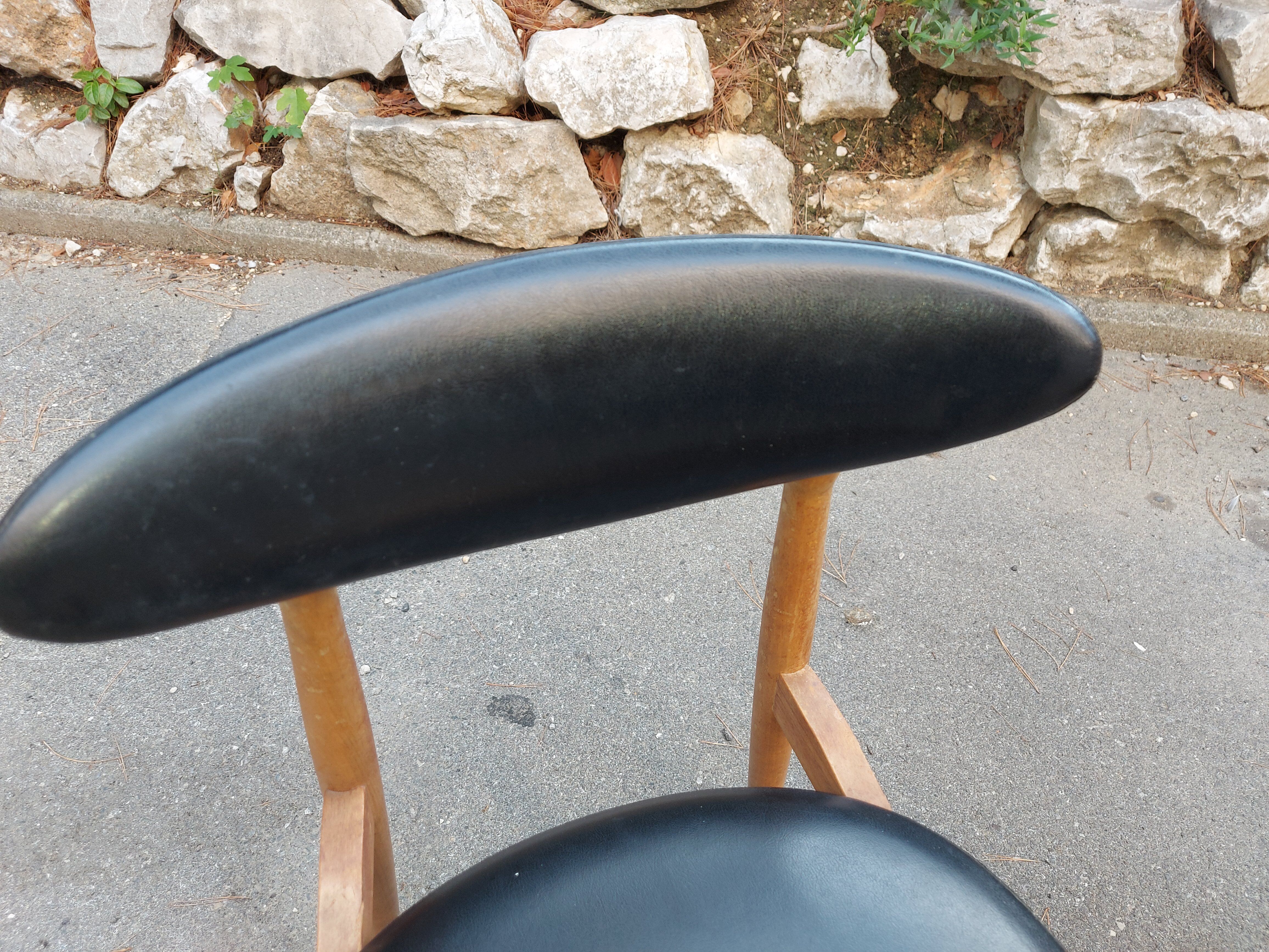 2 Scandinavian chairs