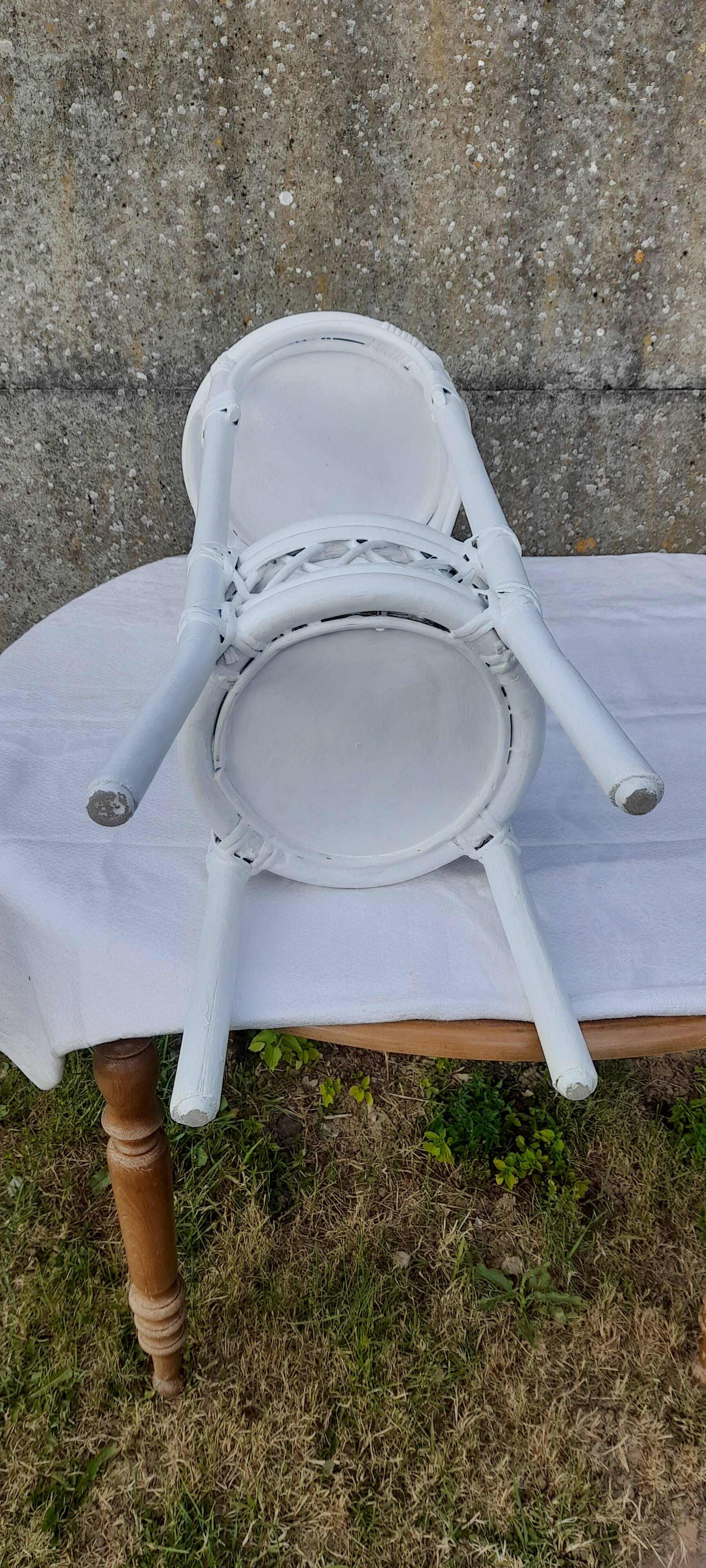 White rattan bamboo plant stand H 75.5 cm