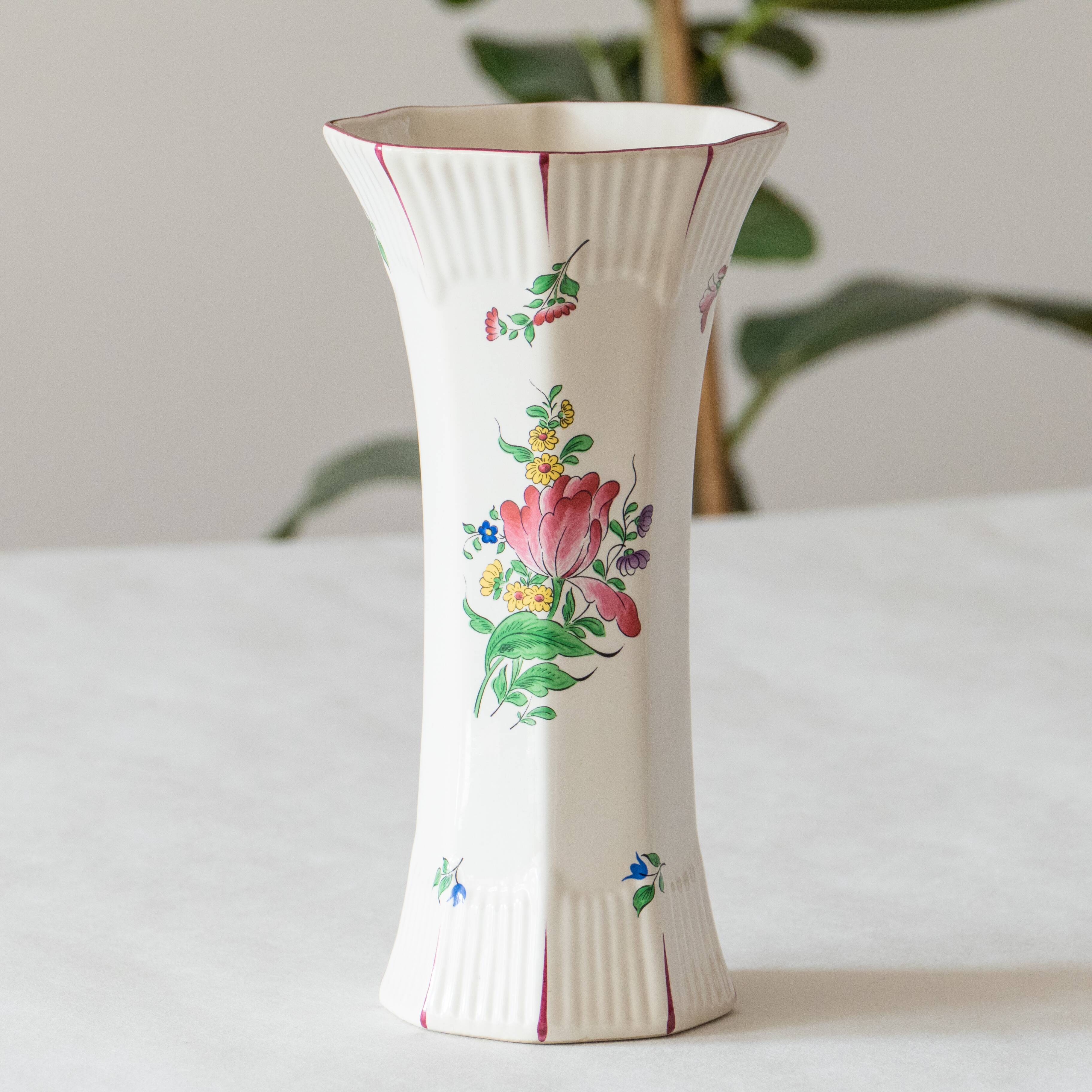 Vase with sides KG Luneville Street lamp