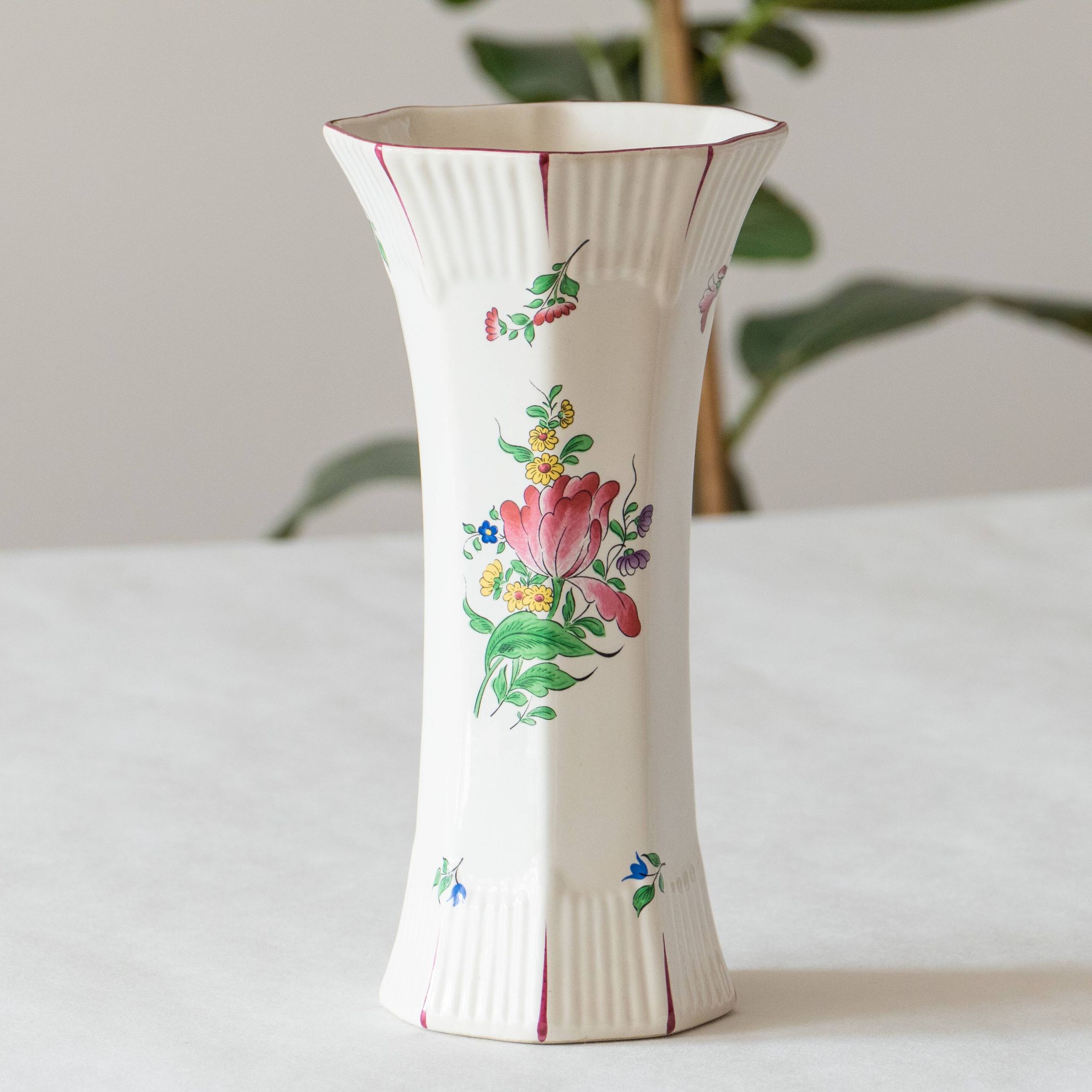 Vase with sides KG Luneville Street lamp