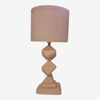 Fontvieille stone lamp