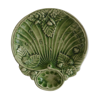 Ceramic dish in the shape of a scallop made in Portugal