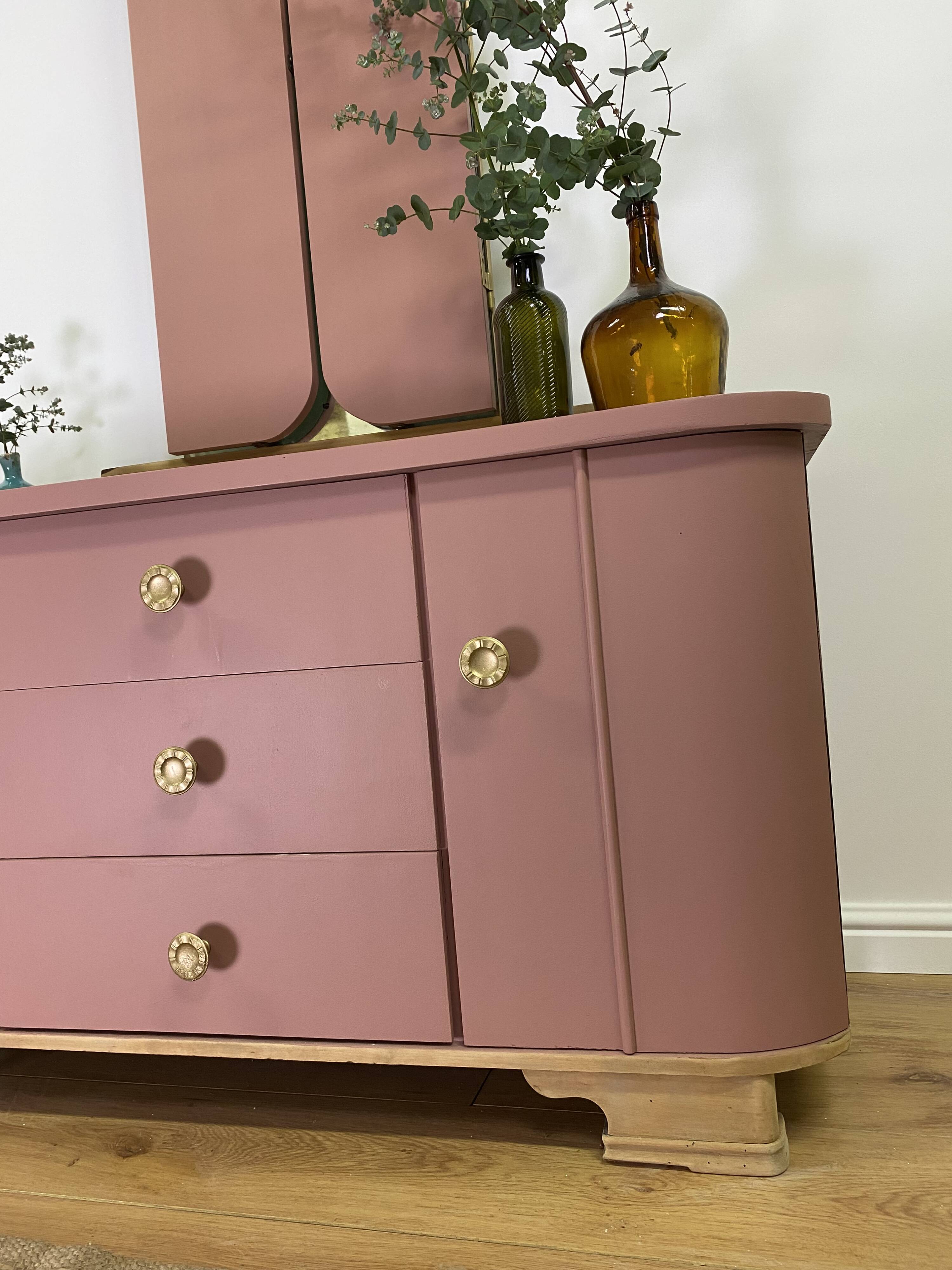 Vintage dressing table