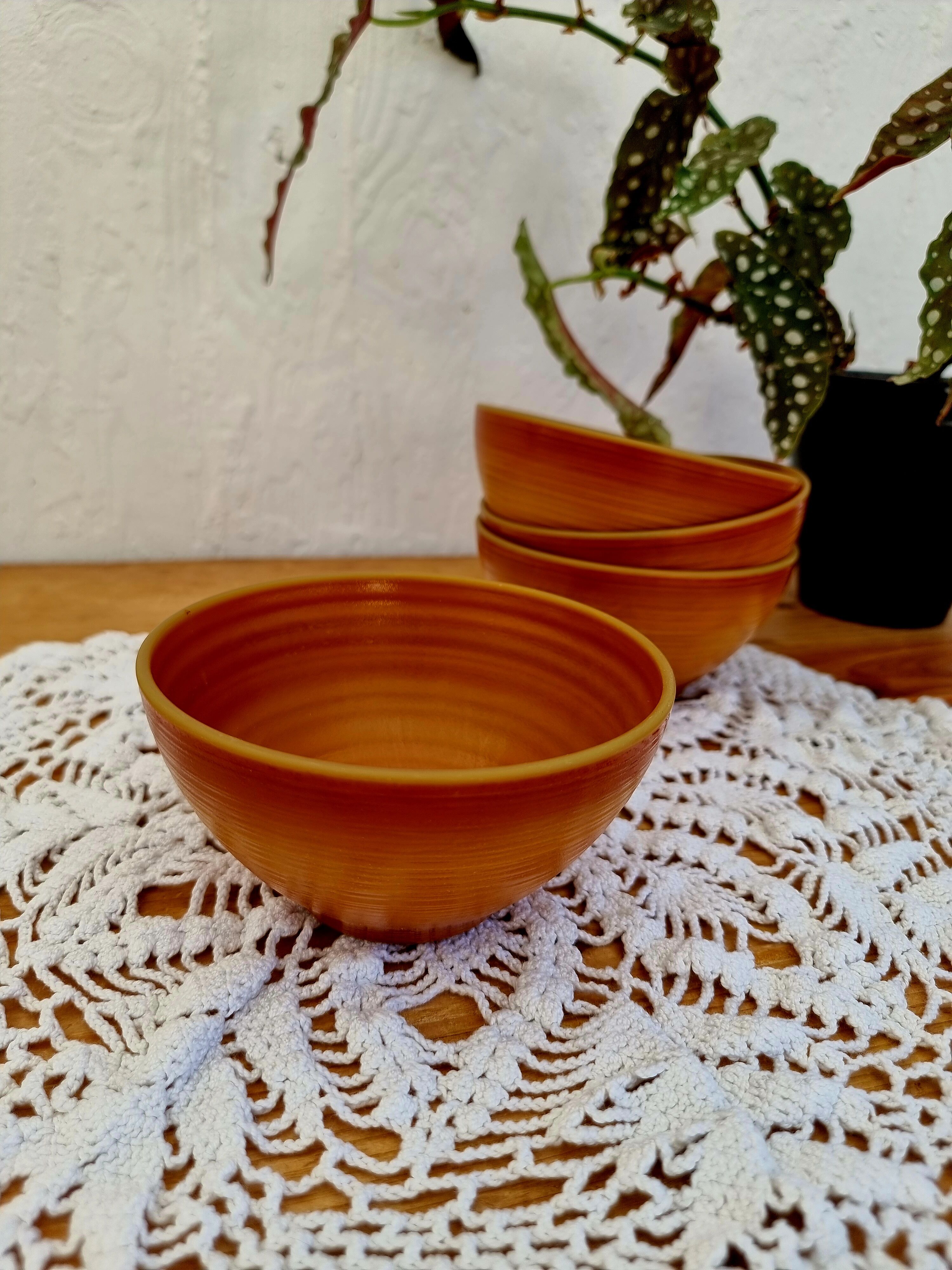 Set of 4 bowls Arcopal model Volcano