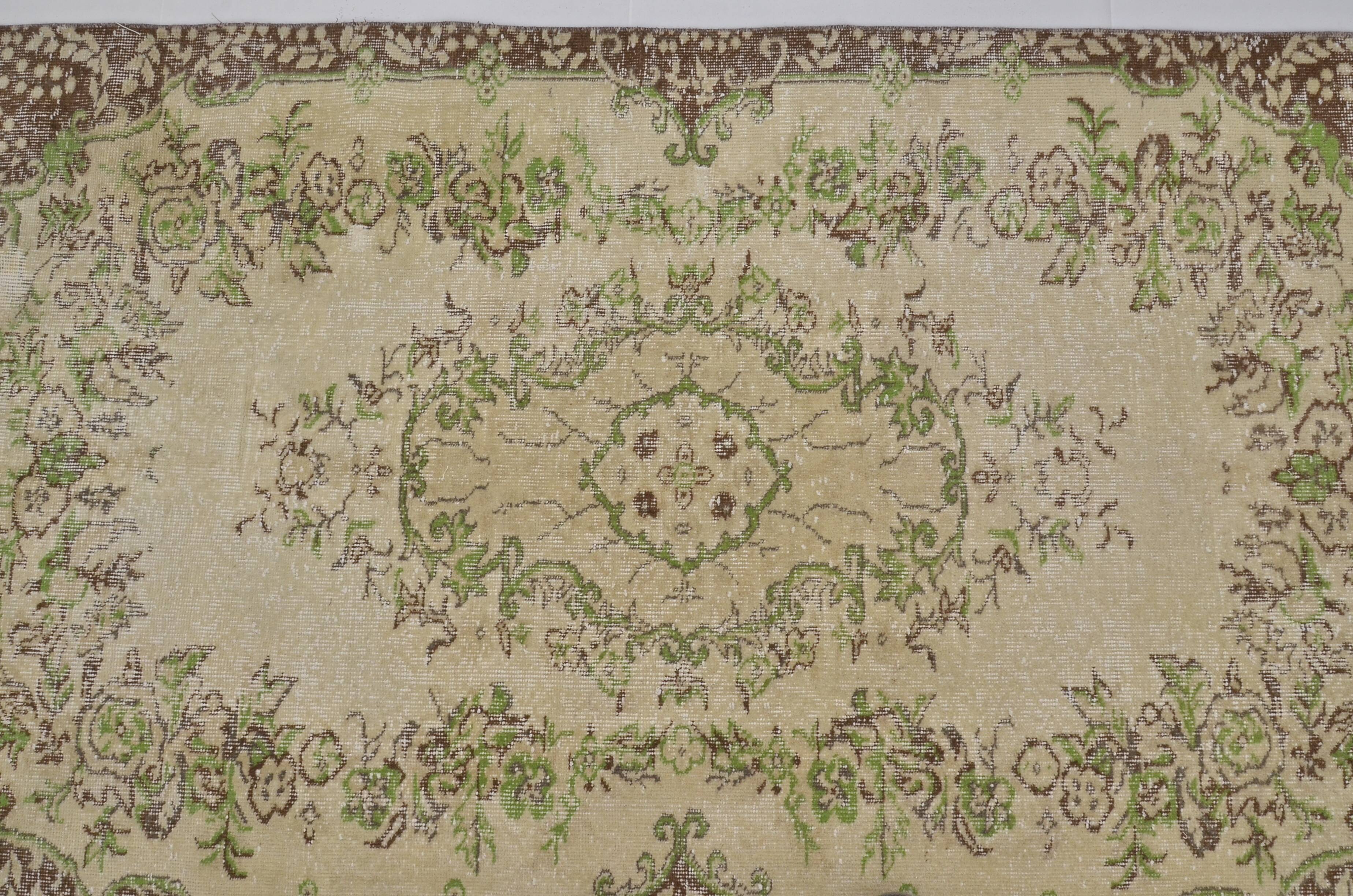 Vintage Anatolian Ouhak Carpet sku 2337