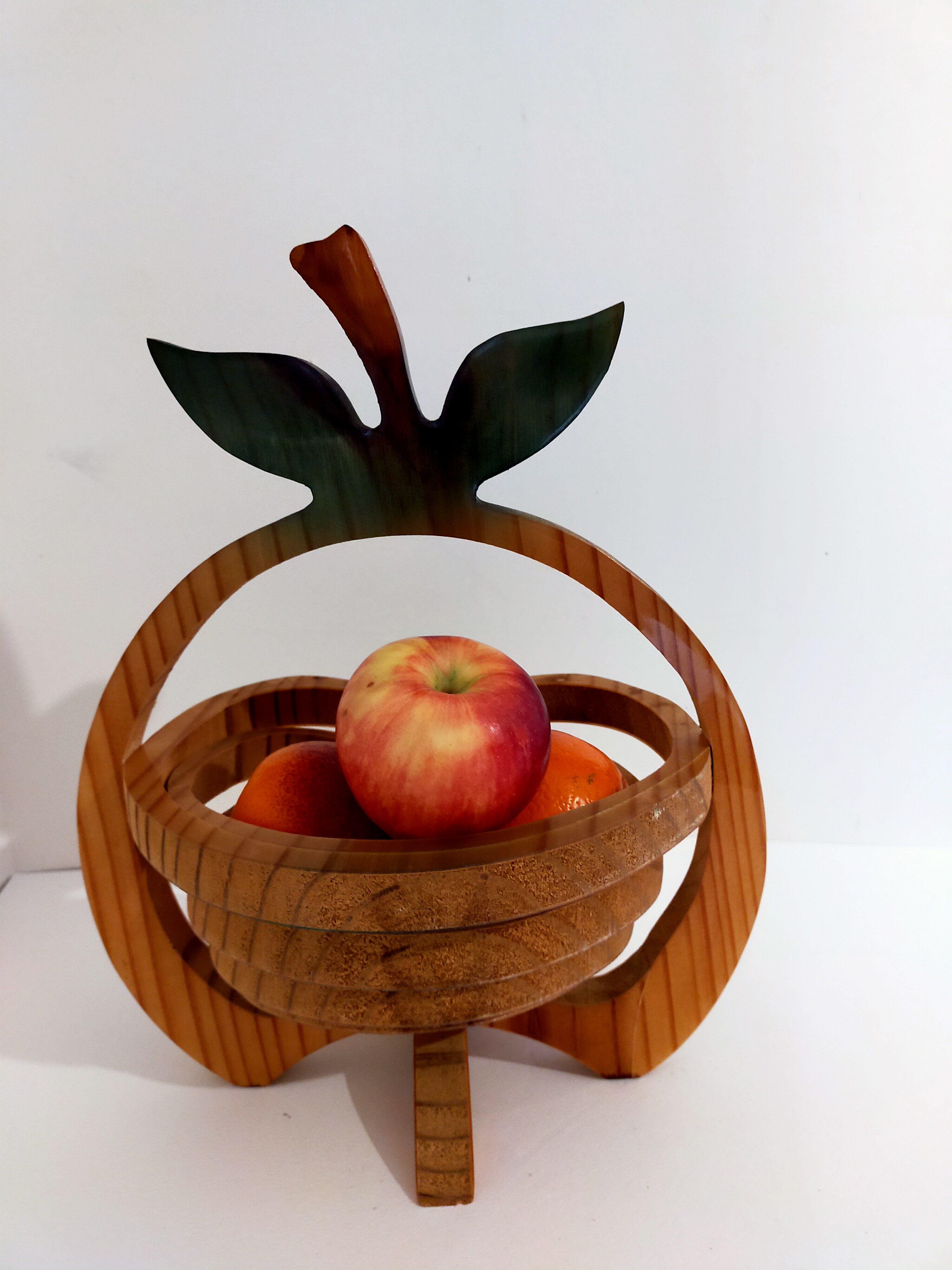 Equinoccio fruit basket in foldable wood from the 70s