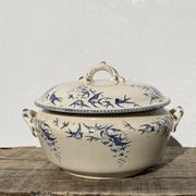 Iron earth tureen, Hirondelle model from the Lafitte factory in Bordeaux - old earthenware