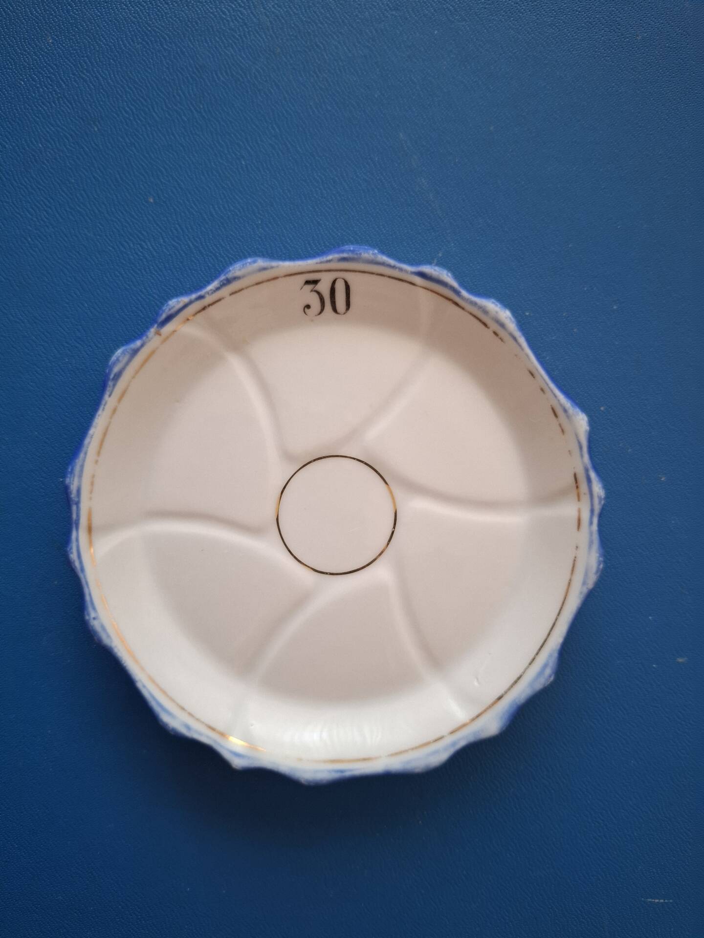 Bistro "coin collector" bowls in Limoges porcelain, Early
