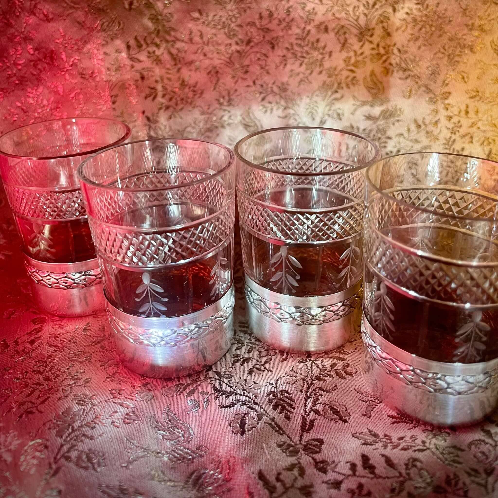 4 crystal and silver liqueur glasses – Late 19th - early 20th century