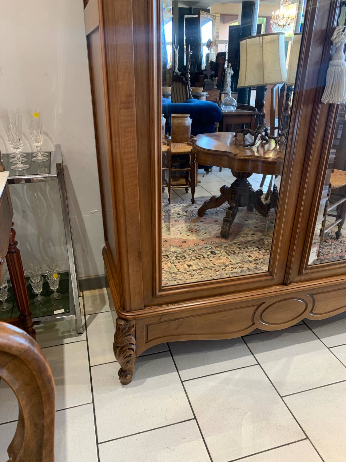 Armoire Ancienne circa 1900 Noyers