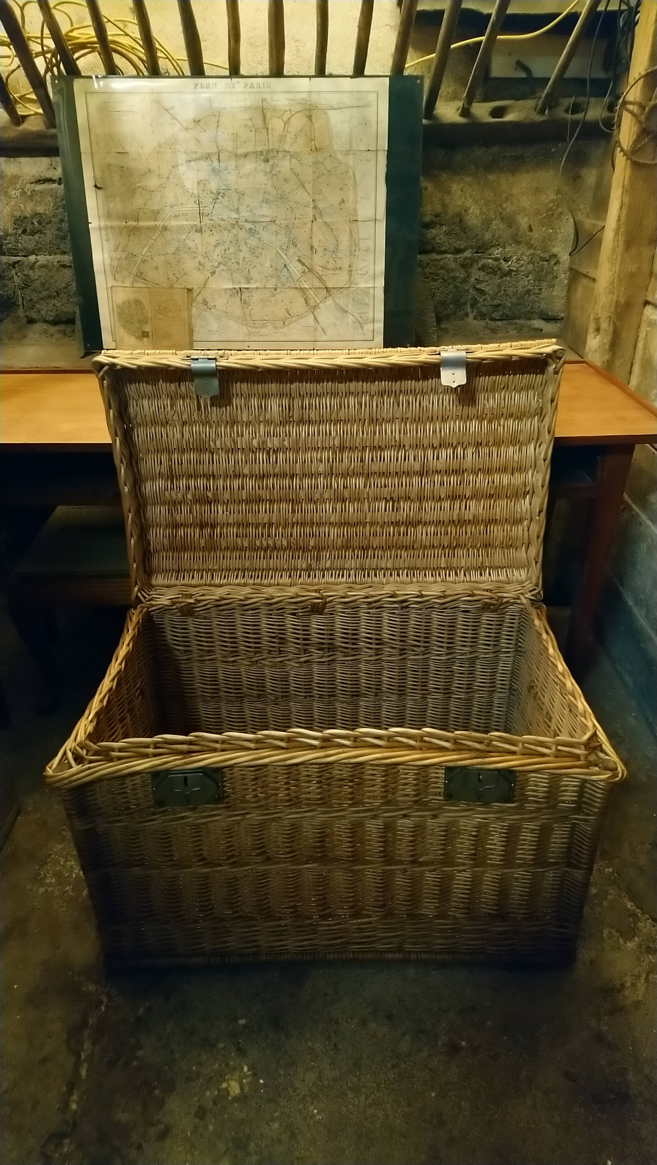 Rattan travel trunk