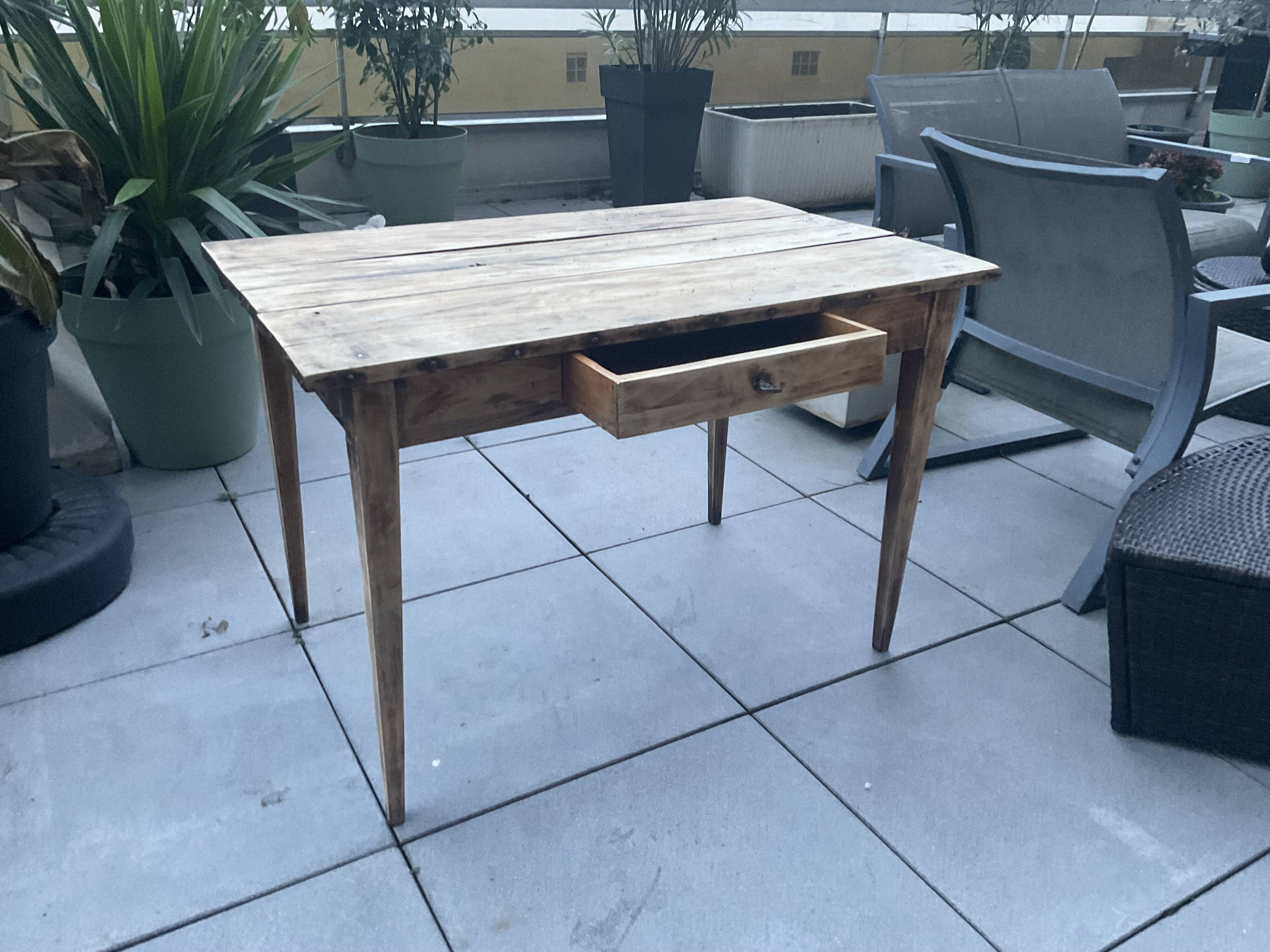 Table provençale en chêne