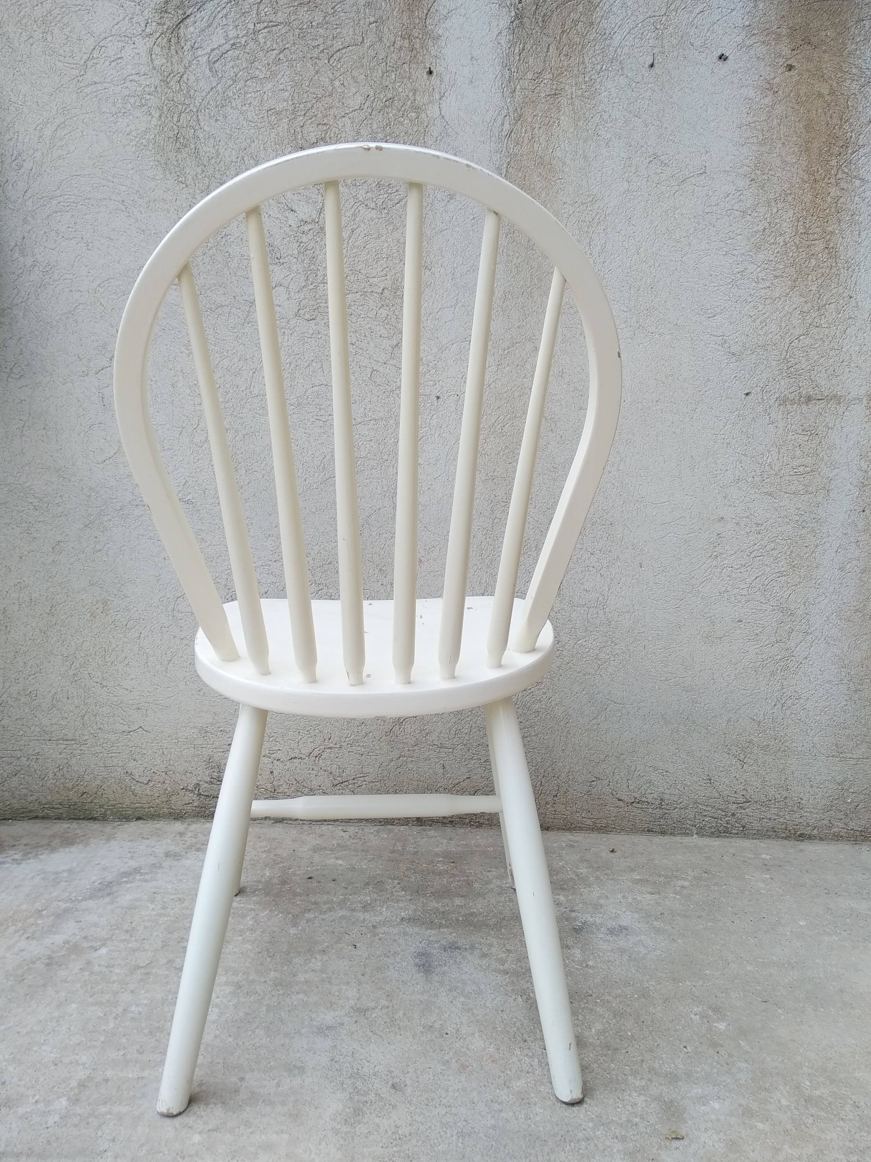 Vintage Windsor Chair