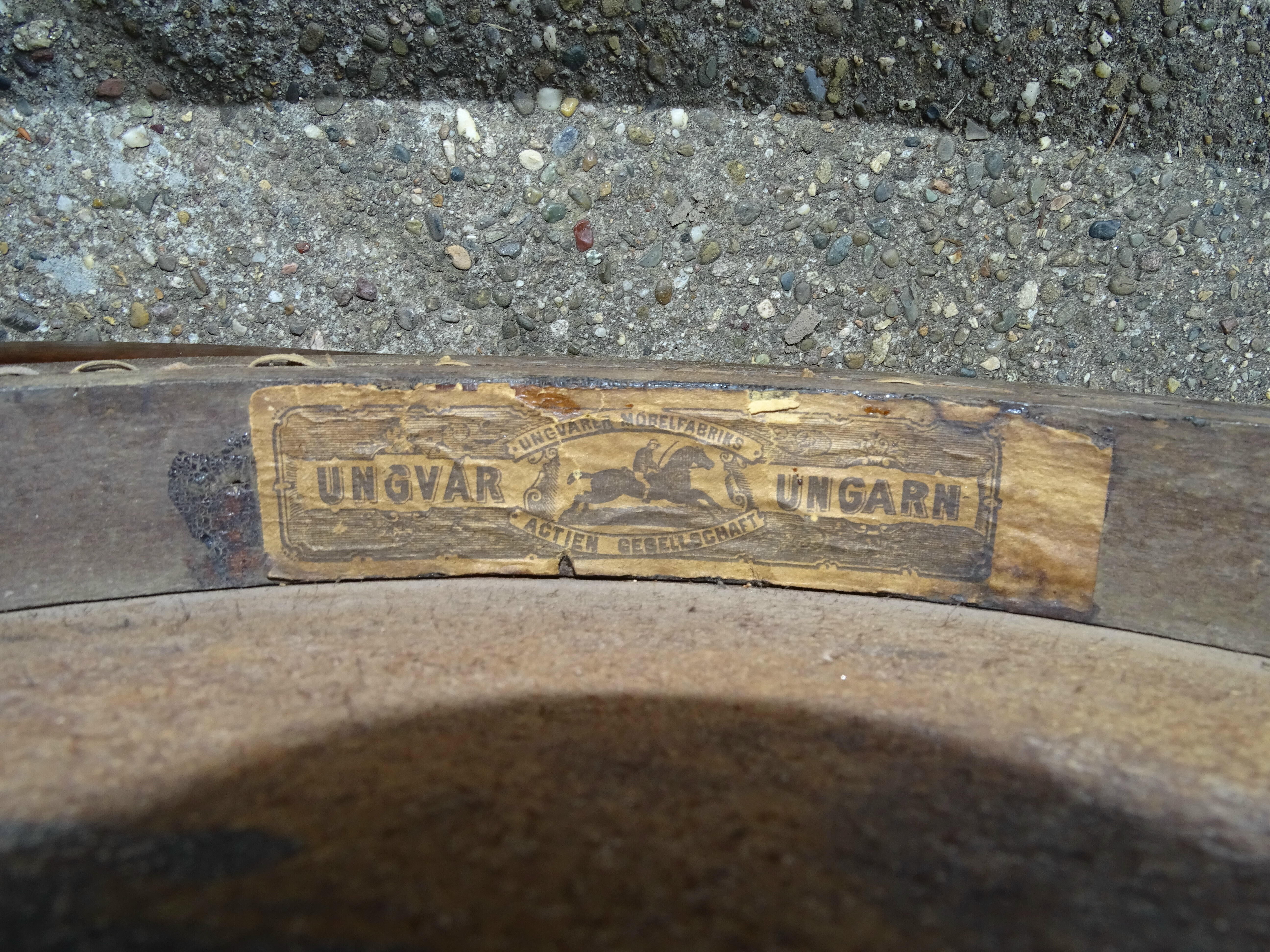 Le corbusier bentwood armchair by ungvar b9 1900 leather seat