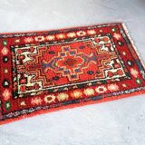 Vintage oriental velvet rug - 40cm x 62cm