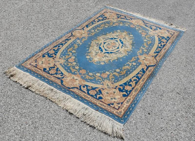 Handmade Oriental rug Indo-Savonnerie - 122 x 180 cm - "Galerie Sardje"