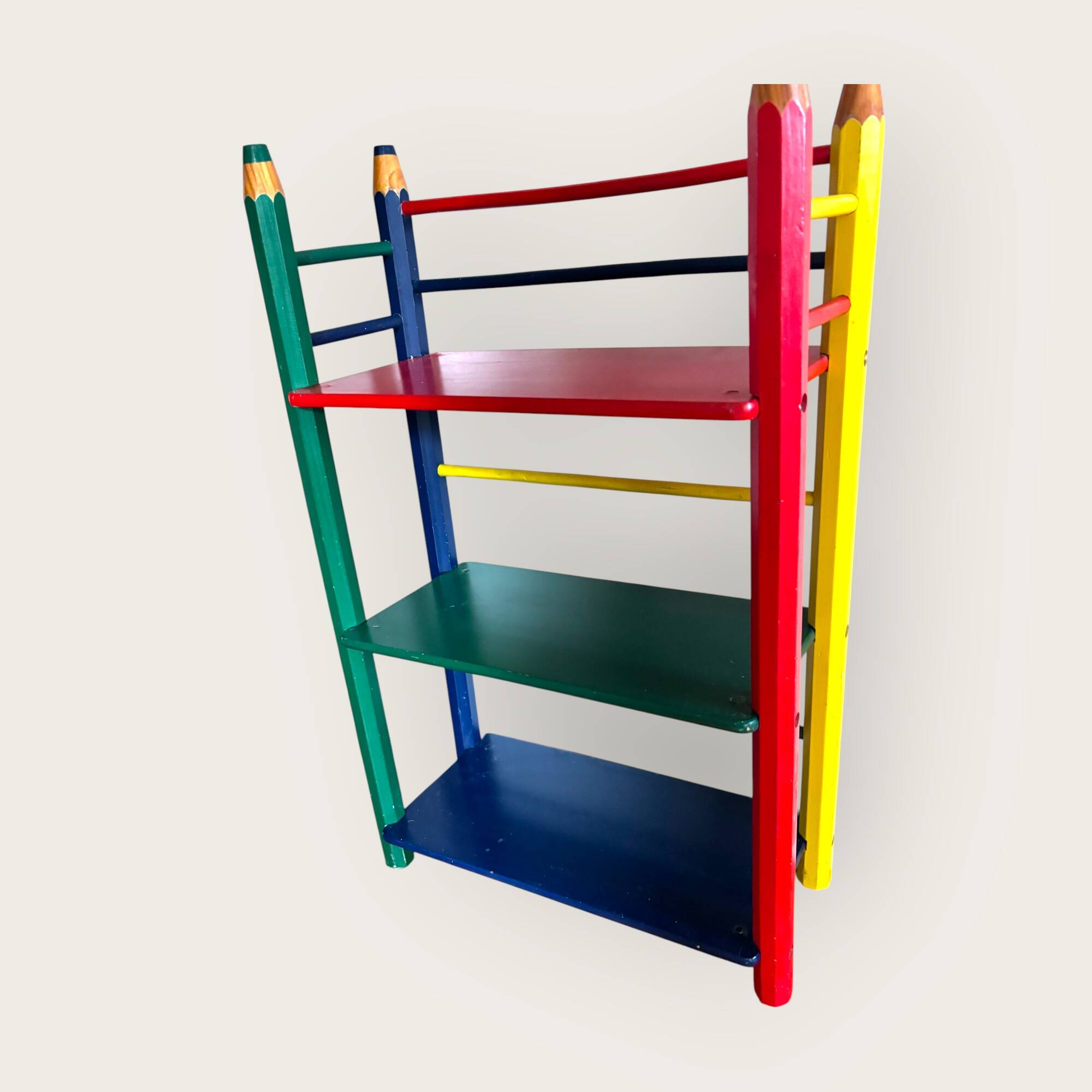 Étagère post-moderne « Clairefontaine » par Pierre Sala, France 1980