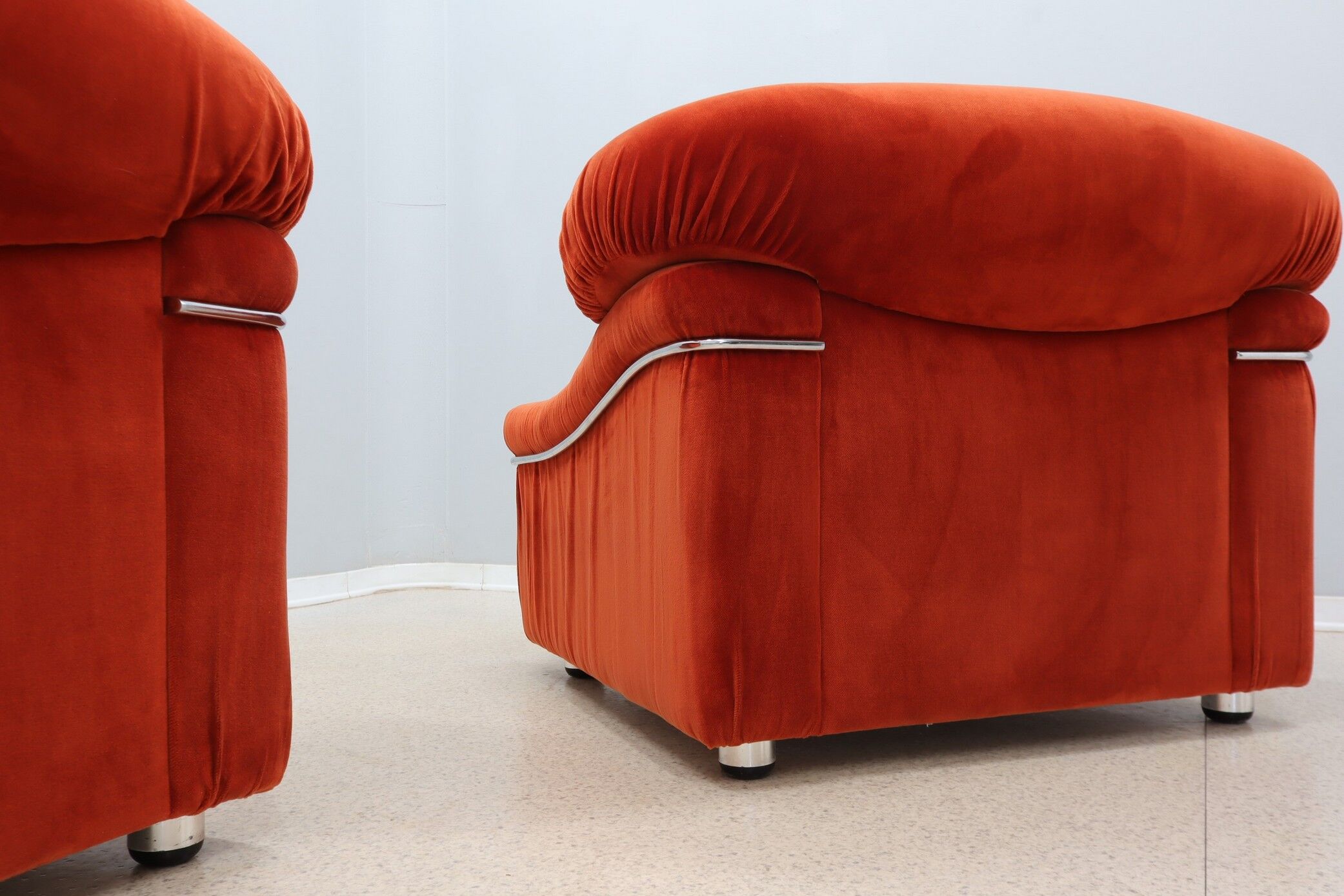 Vintage velvet armchairs Italy 1970s