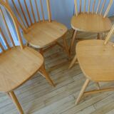 4 Scandinavian Windsor chairs in solid beech 1970s