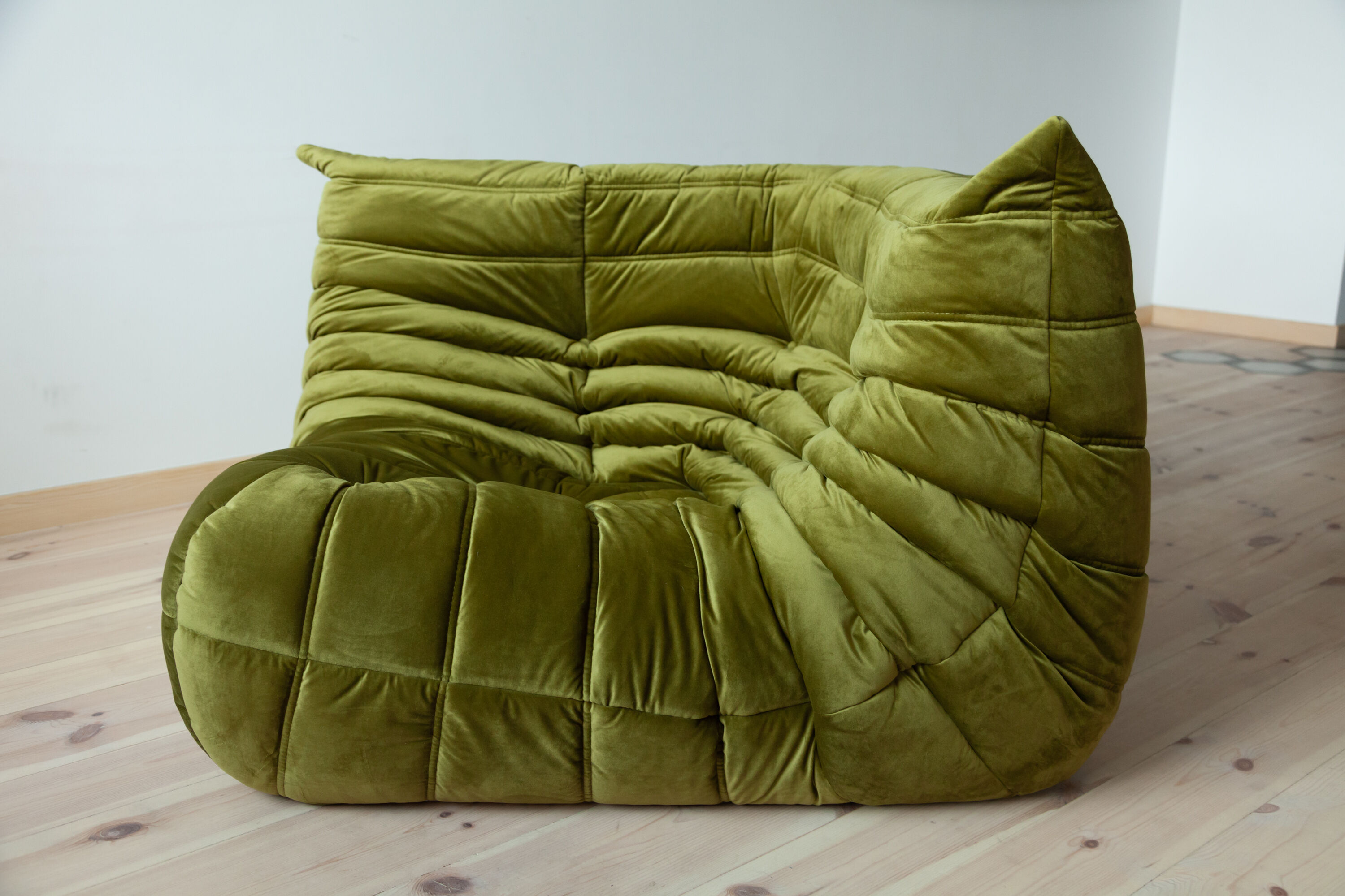 Togo sofa set model designed by Michel Ducaroy 1973
